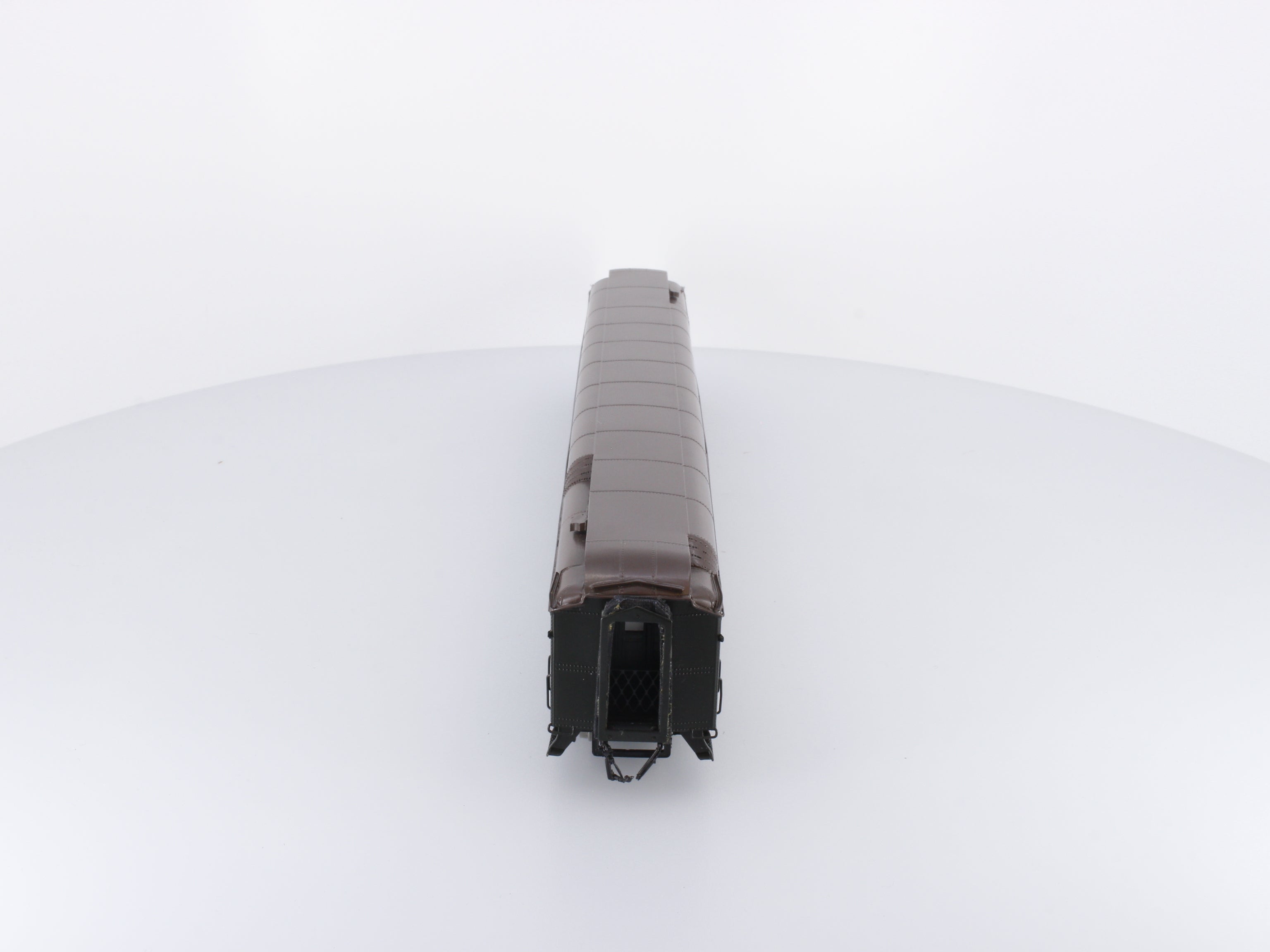 Precision Craft Models 16262-2 HO Heavyweight Tourist Passenger Car ICE AIR Factory Paint Canadian National (CN) 1700