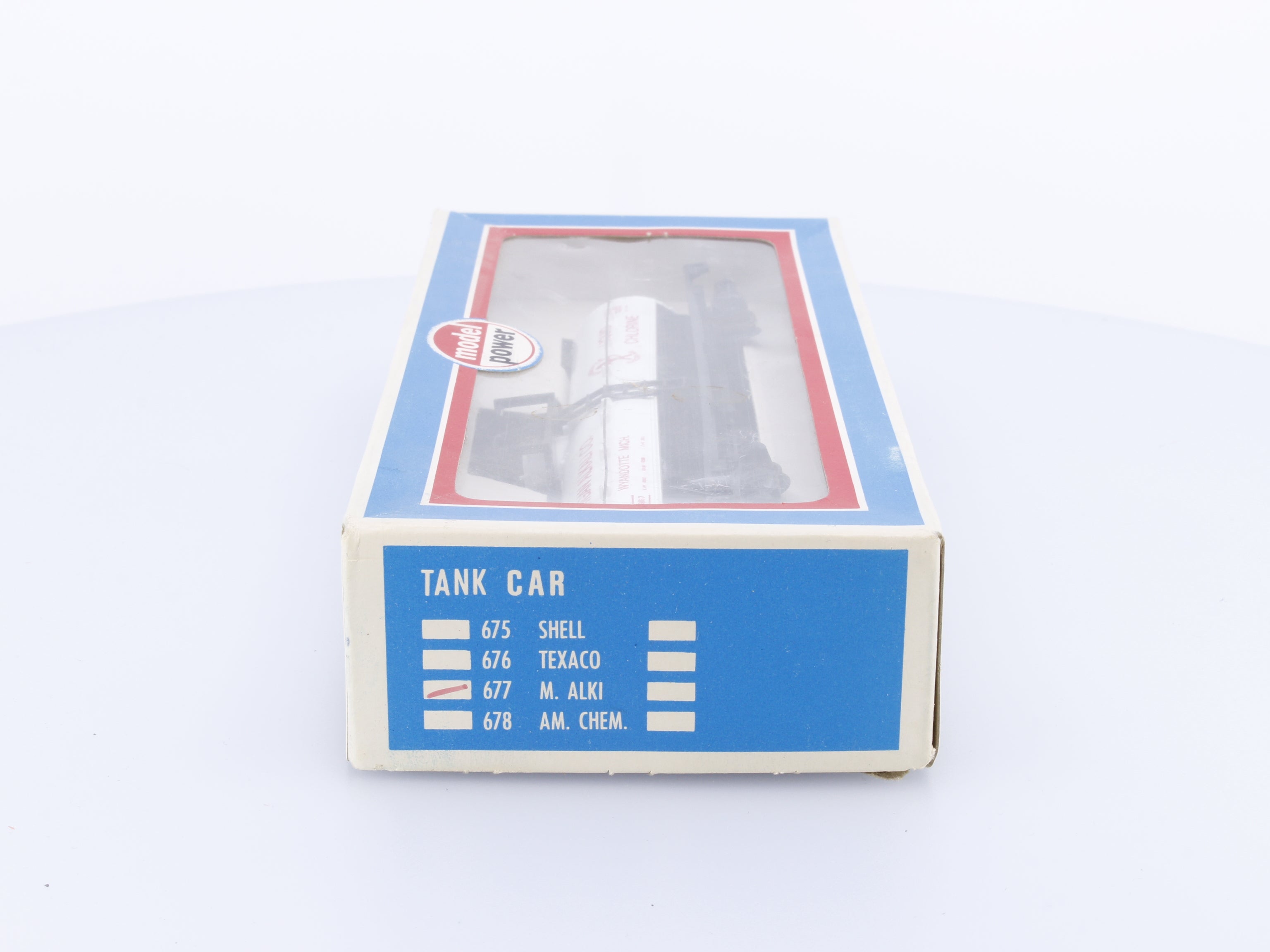 Model Power 677 HO Michigan Alkali Co. Chlorine Tank Car GATX Corporation (GATX) 39617