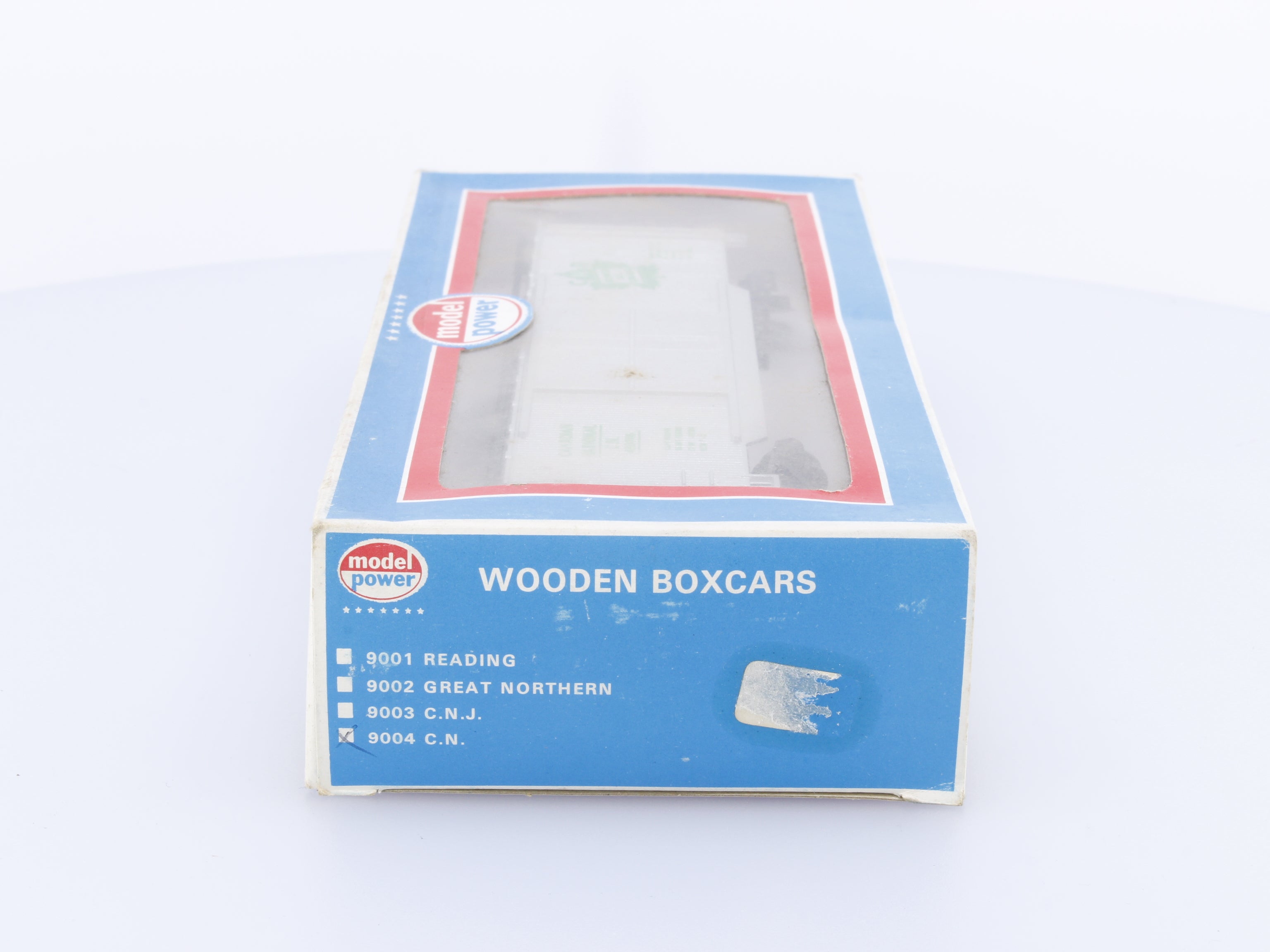 Model Power 9004 HO 40' Box Car Canadian National (CN) 480746 (#2)