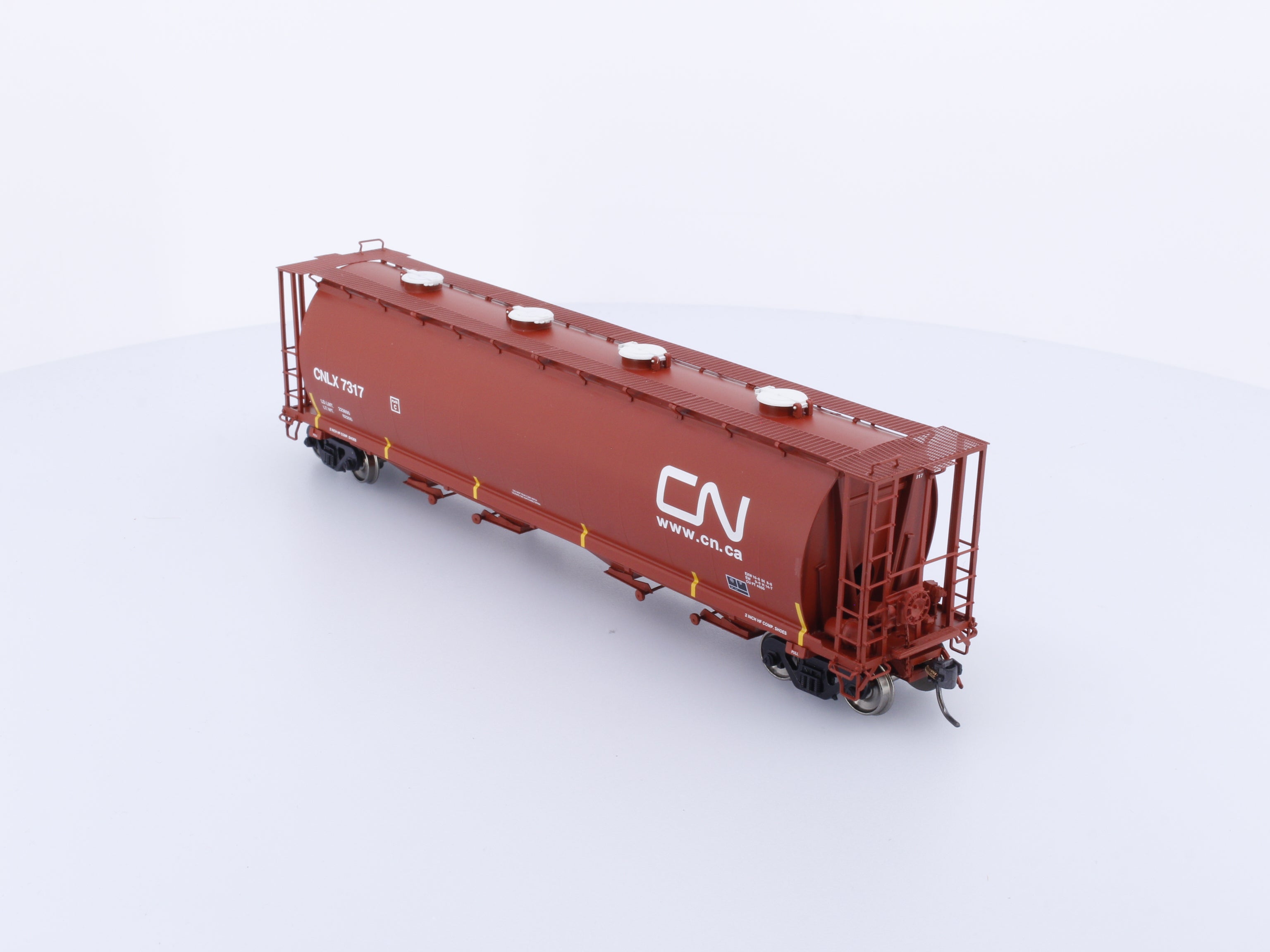 InterMountain 45228-04 HO Cylindrical Covered Hopper Canadian National (CN) 7317