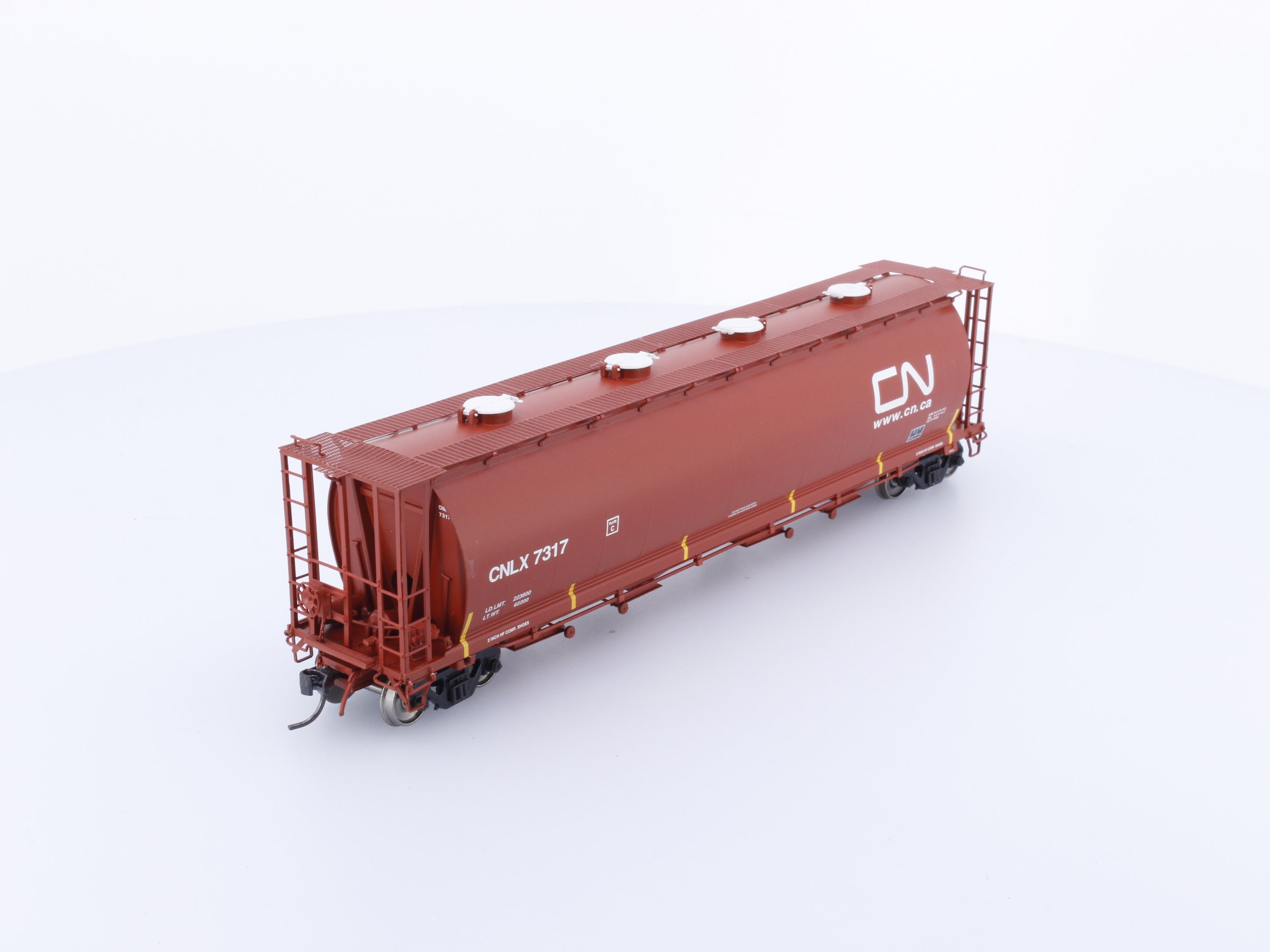 InterMountain 45228-04 HO Cylindrical Covered Hopper Canadian National (CN) 7317