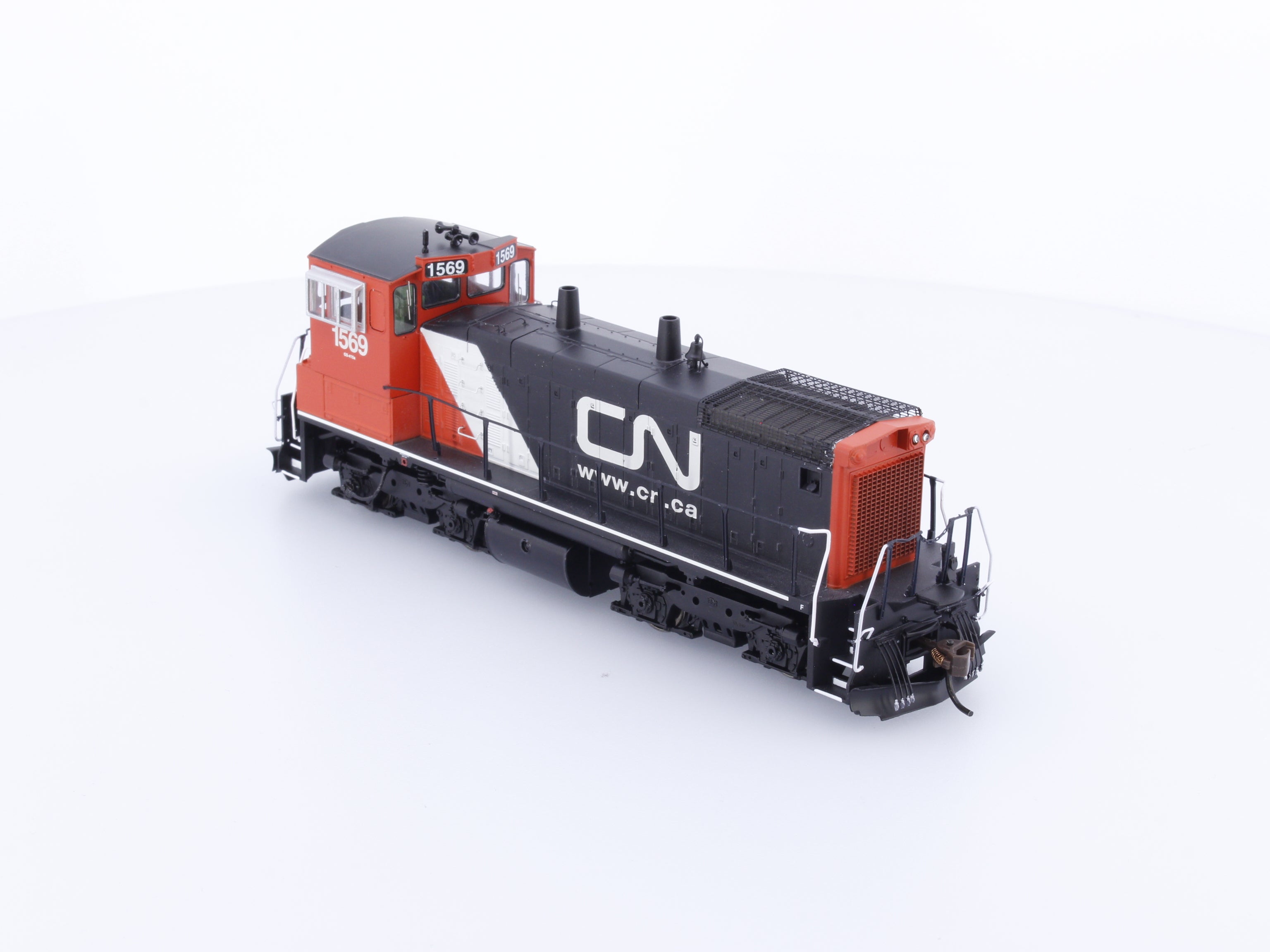 Athearn 96698 HO SW1500 Diesel Switcher Canadian National (CN) 1569 DCC Ready
