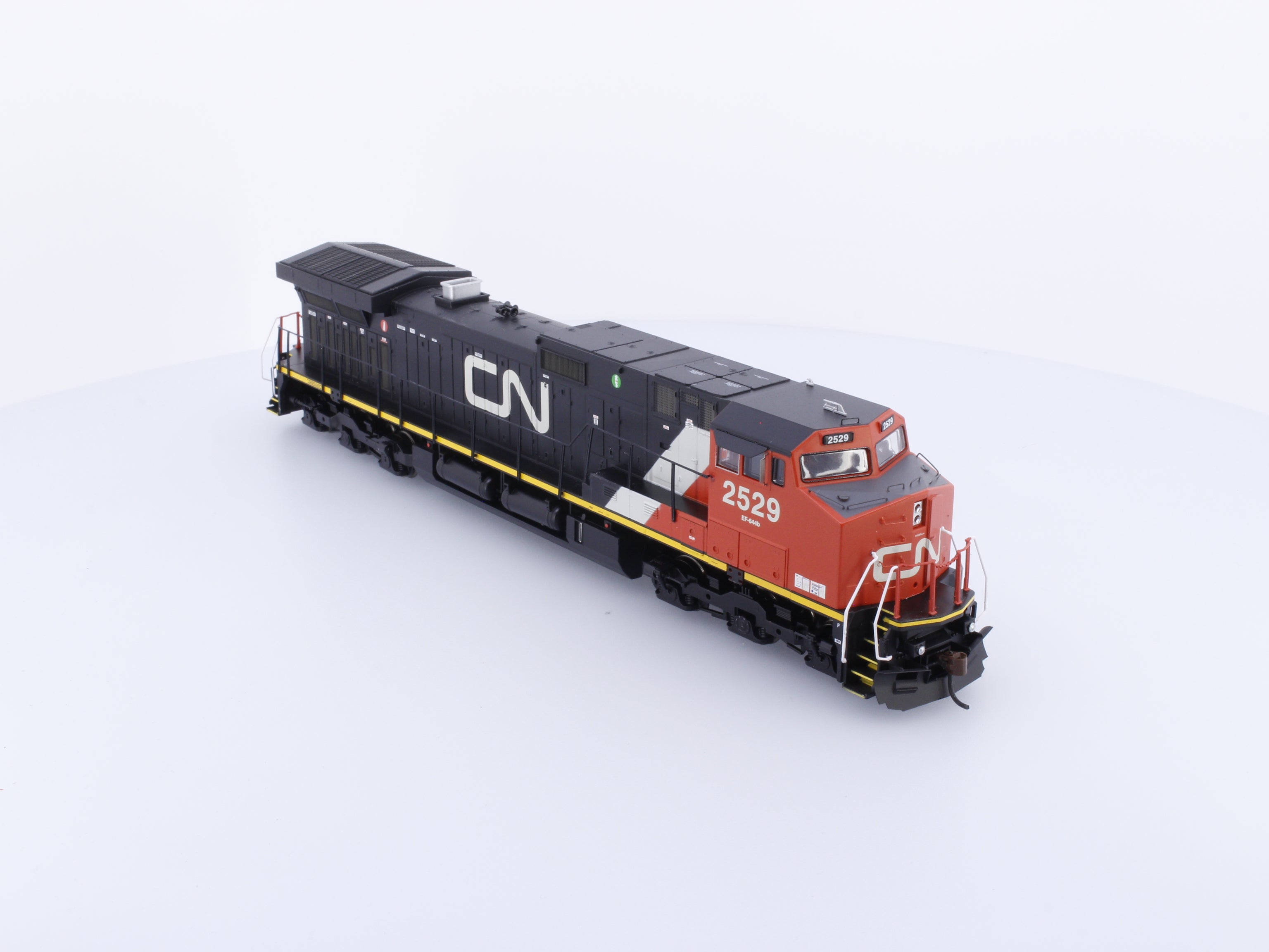 Athearn 77937 HO Dash 9-44CW Diesel Locomotive Canadian National (CN) 2529 DCC Ready
