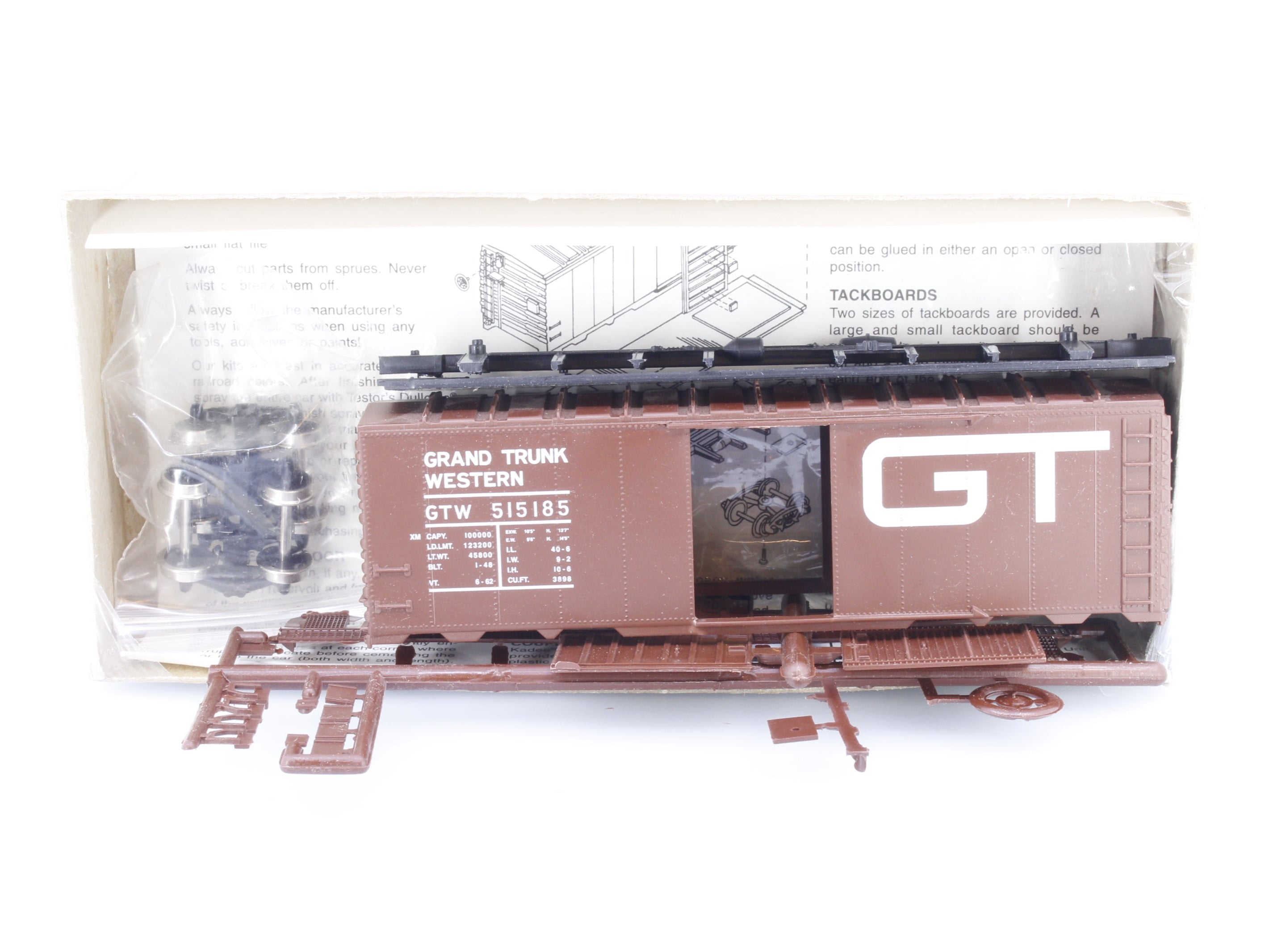 C&BT Shops 0215 HO 1944 AAR 40' Box Car Grand Trunk Western Railroad (GTW) 515185