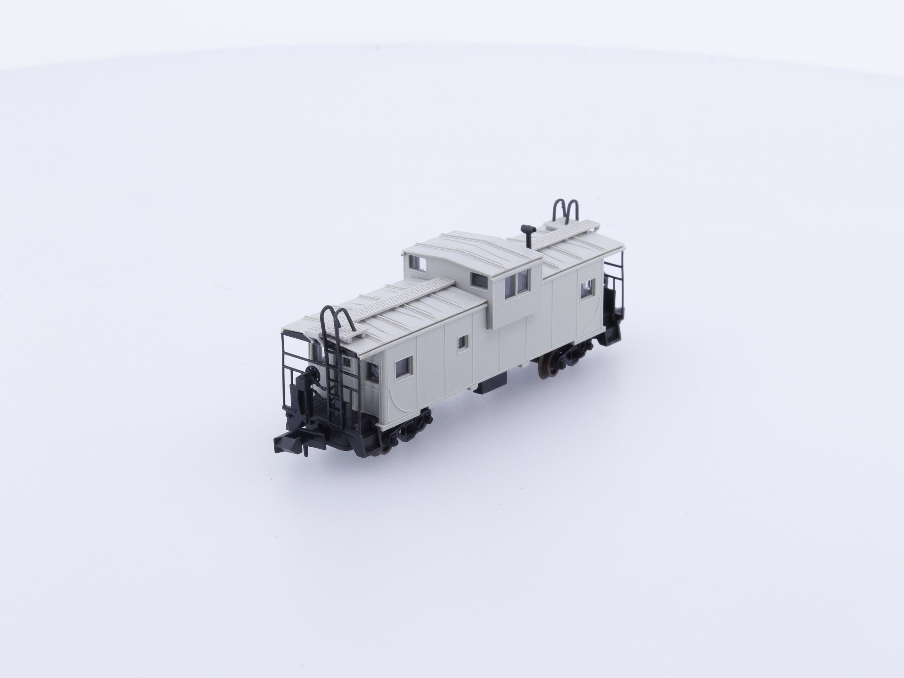 Atlas 43000 N Standard Cupola Caboose Undecorated