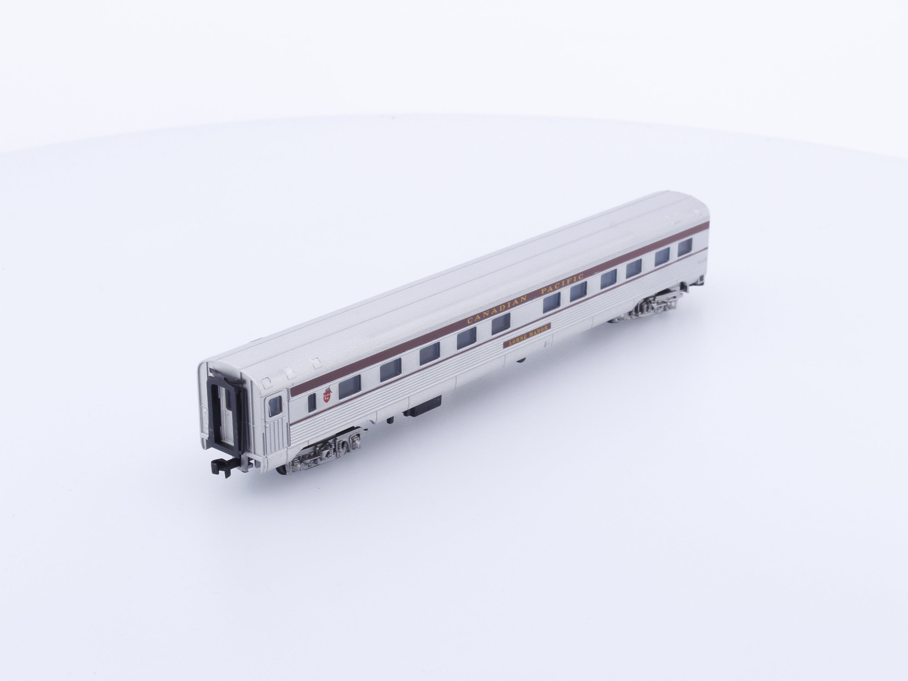 Con Cor 0001-42110 N Budd Pass Car 10/6 Sleeper Passenger Car Canadian Pacific (CP)