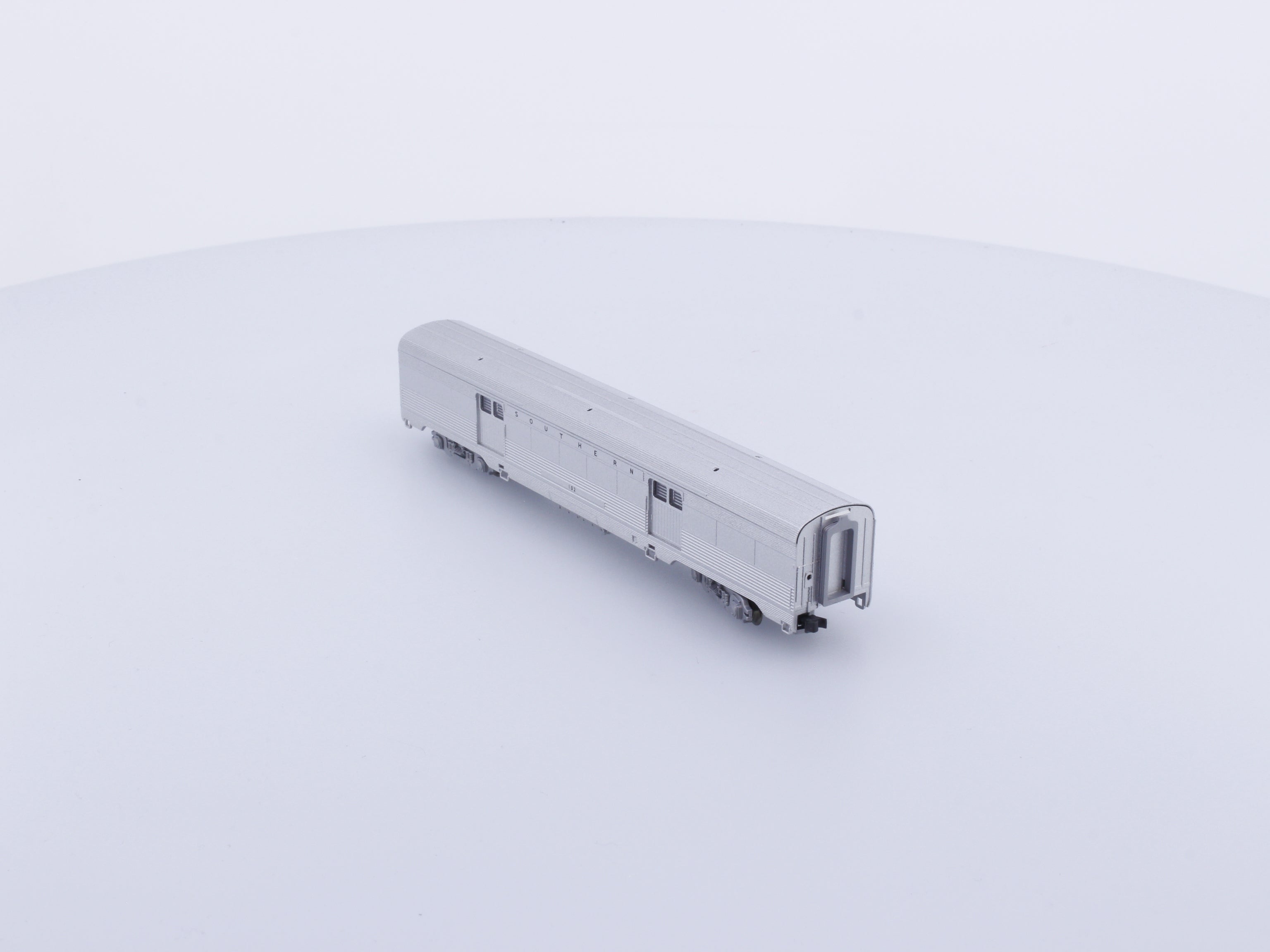 Kato 102 N Corrugated Passenger Car Southern Railway (SOU) 102