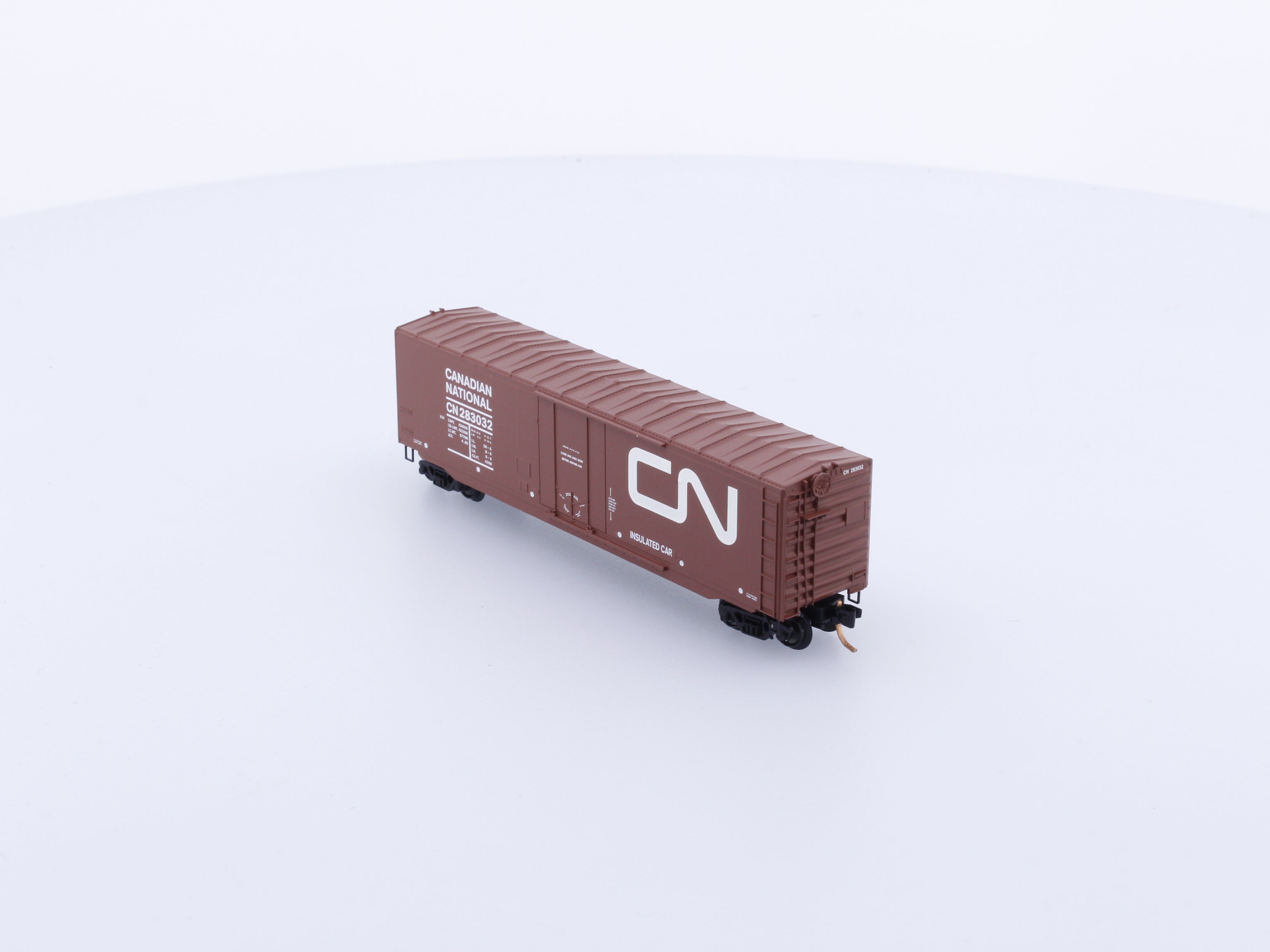 Micro Trains 38340 N Boxcar, 50', Steel, Plug Door Canadian National (CN) 283032