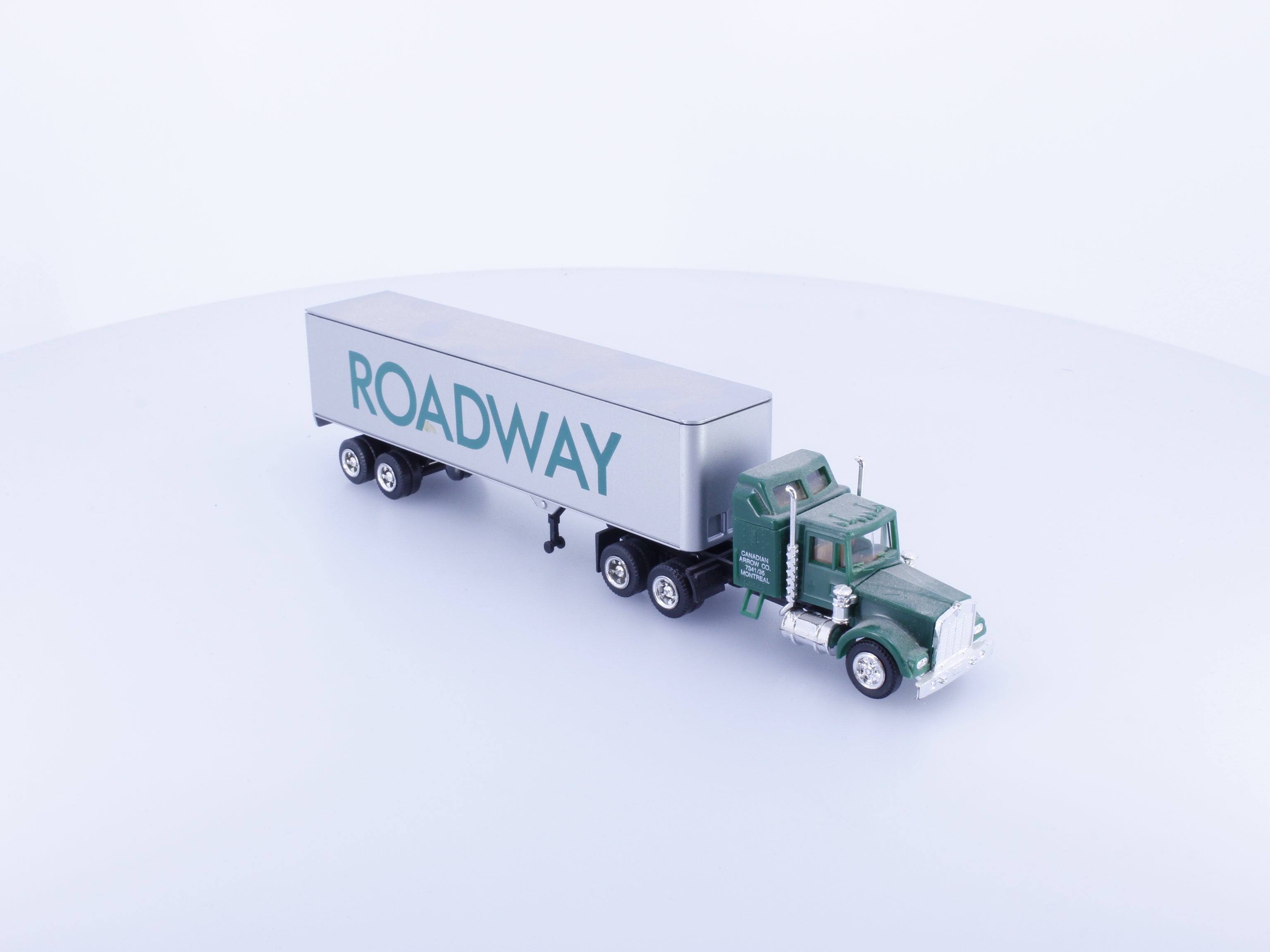Herpa 9502229 HO Kenworth Truck and 45' Roadway Trailer Canadian Arrow