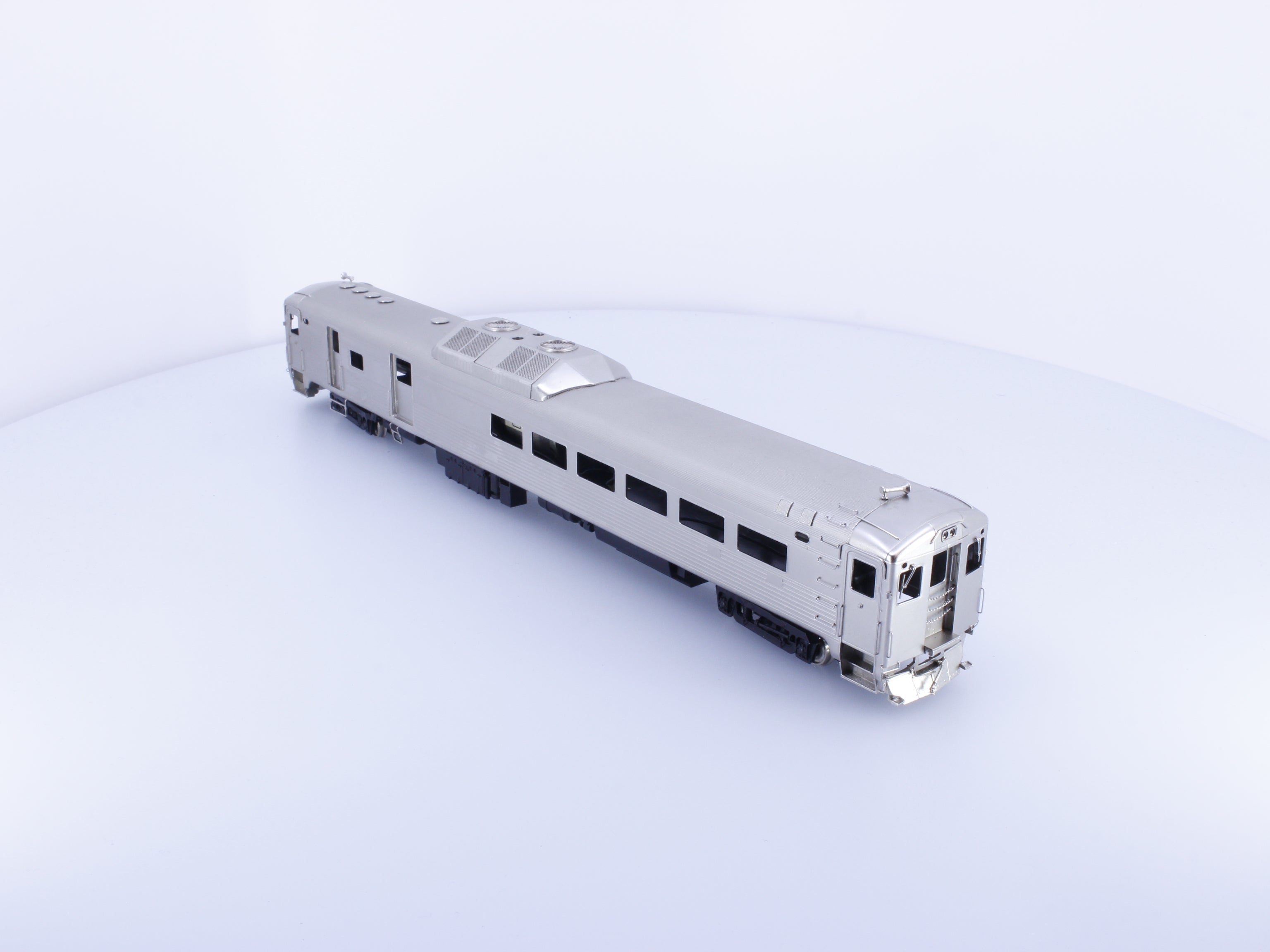 Hallmark Models / Samhongsa HO Brass RDC-3 phase 1 Canadian Version. Undecorated (SS-226)