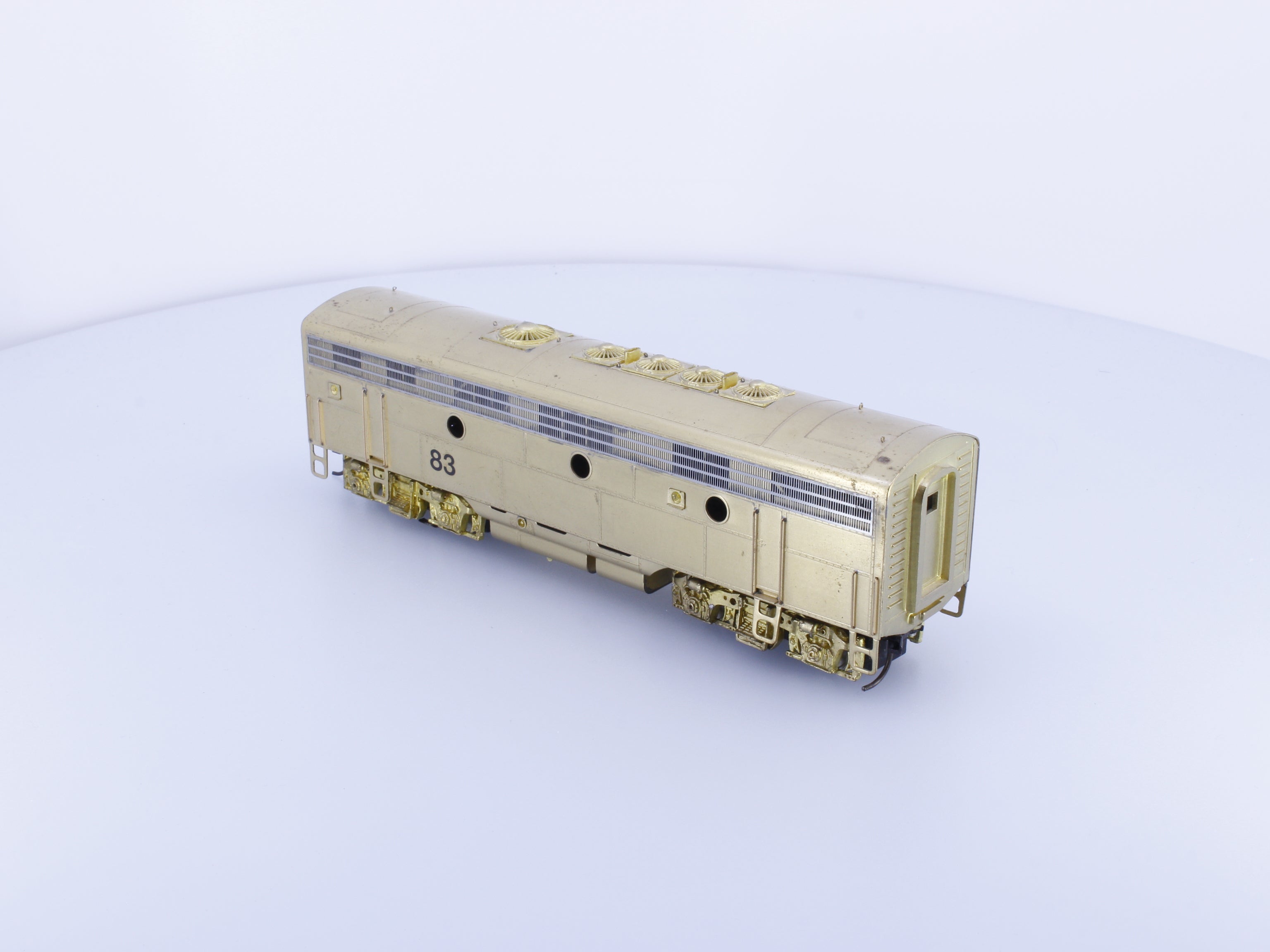Oriental/Samhongsa HO Brass CPR EMD F7B Phase II. Undecorated. RN 83 (SS-191)
