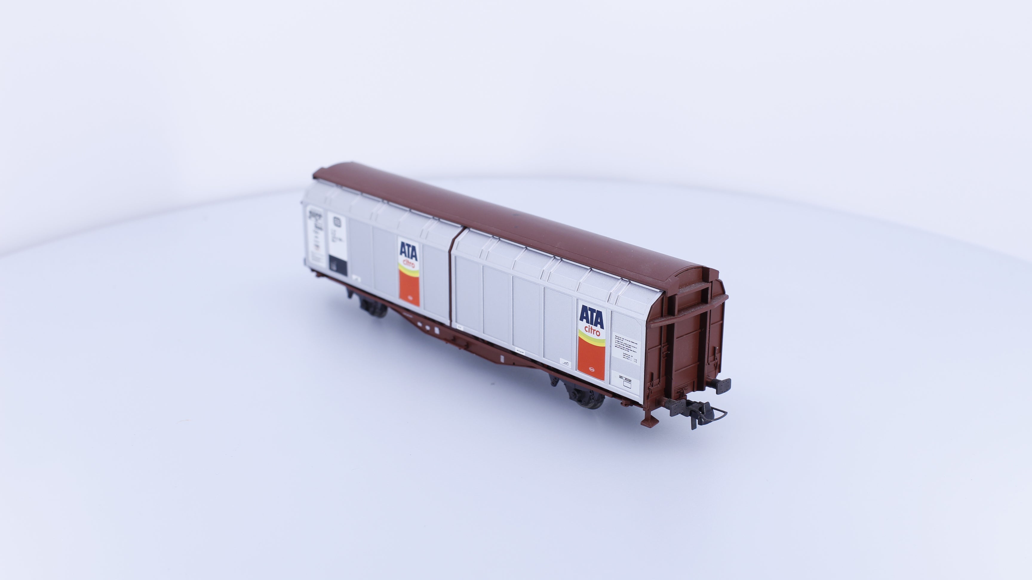 Roco 46936 HO DB ATA Citro Covered Reefer Car 2268566-1