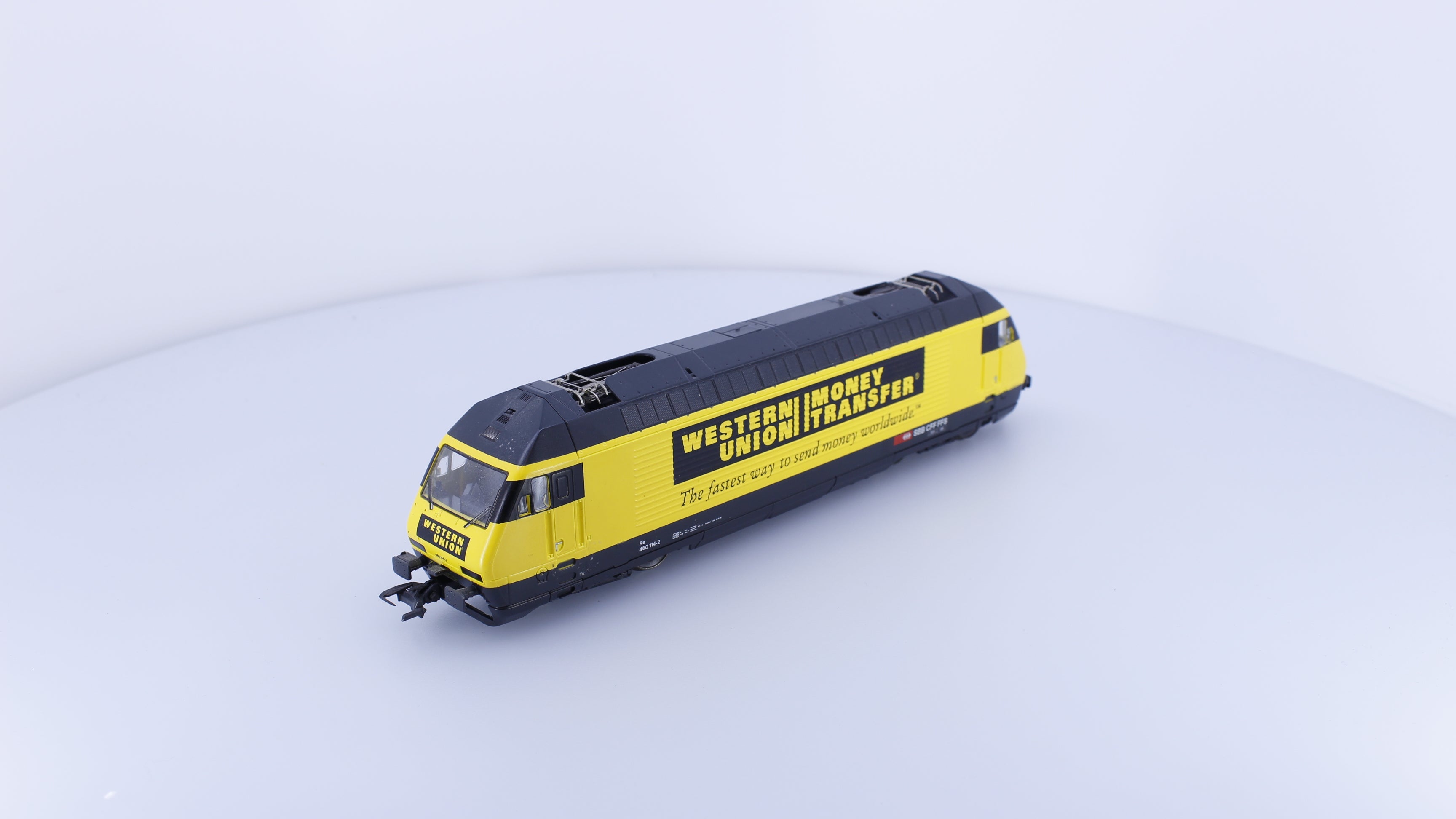 Roco 63514 HO SBB-CFF-FFS 460 Western Union Money Transfer Electric Locomotive 460114-2 DCC Ready