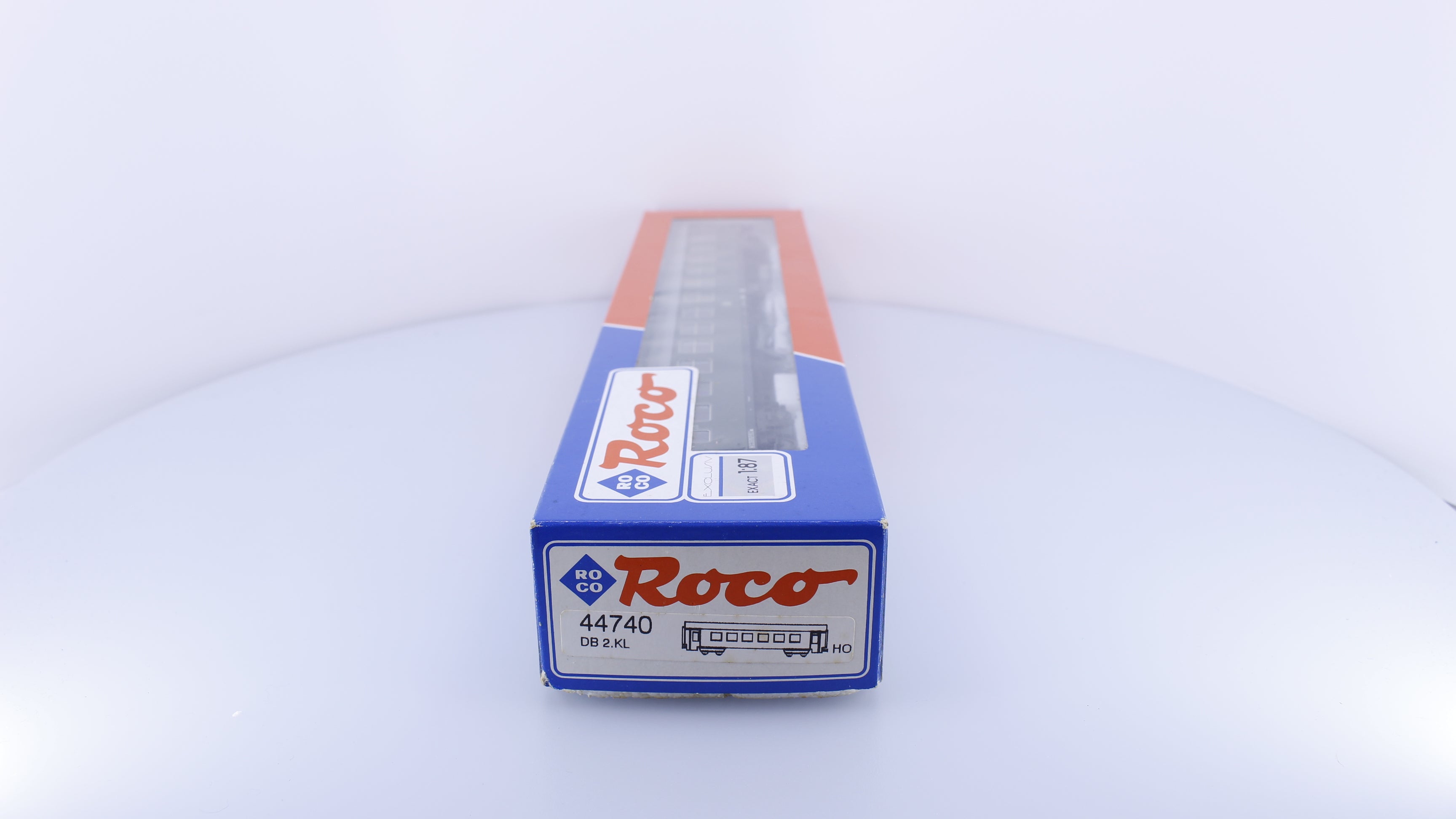 Roco 44740 HO DB 2nd Class Passenger Car 19626