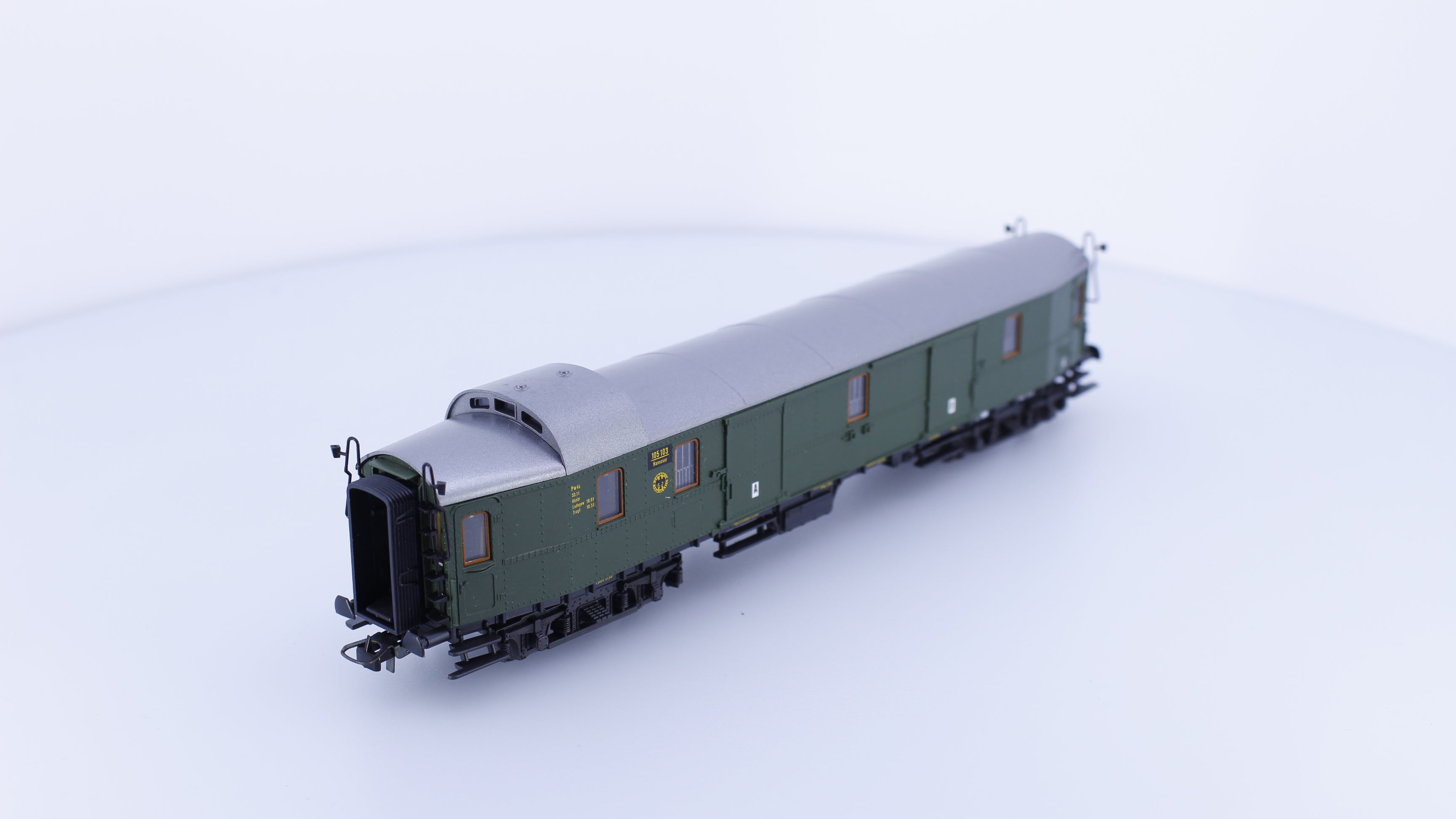 Roco 4220B HO DR Postal and Baggage Car 105103