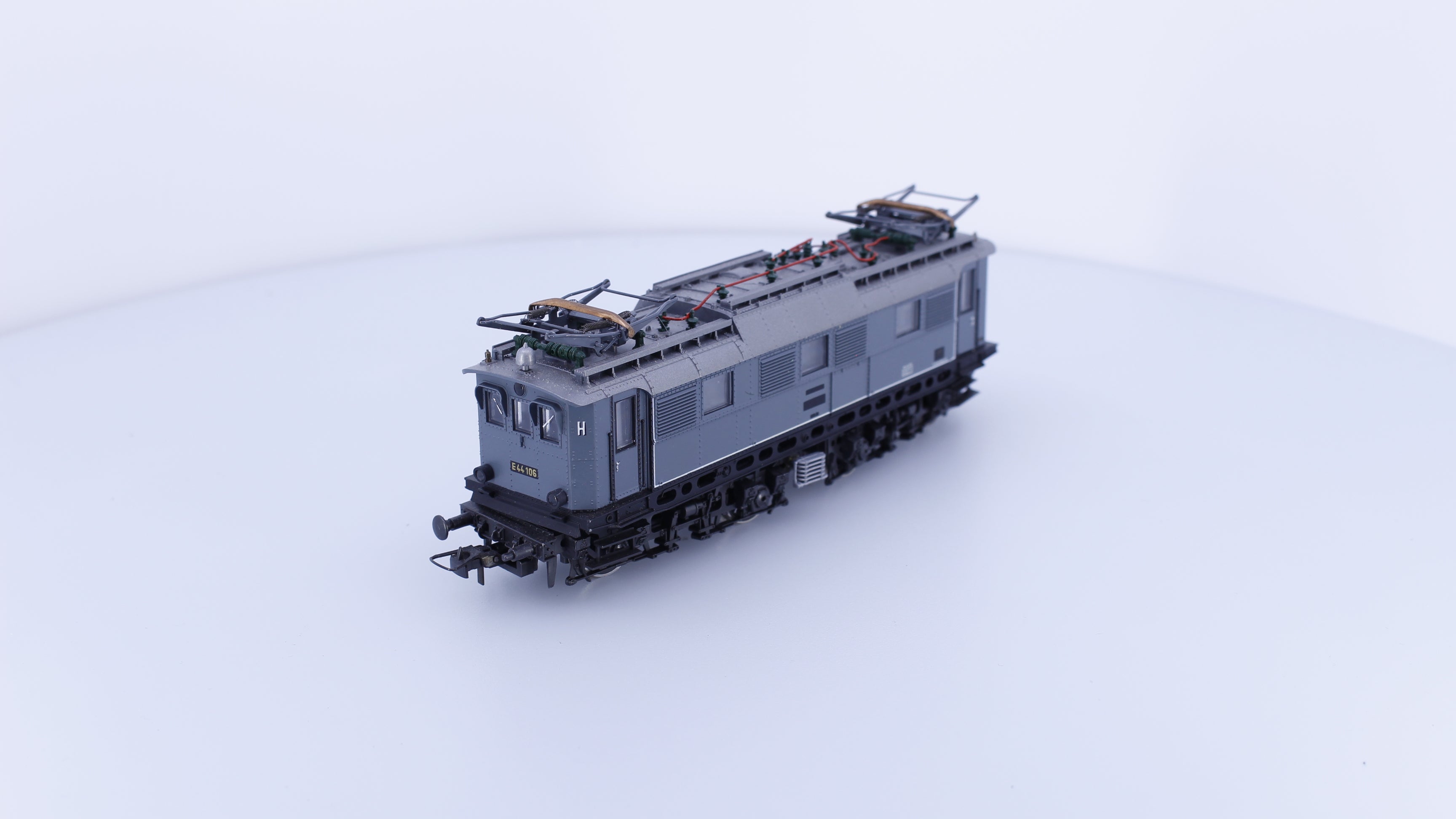 Roco 43410 HO DRG BR44.5 Electric Locomotive E44106 Analog DC