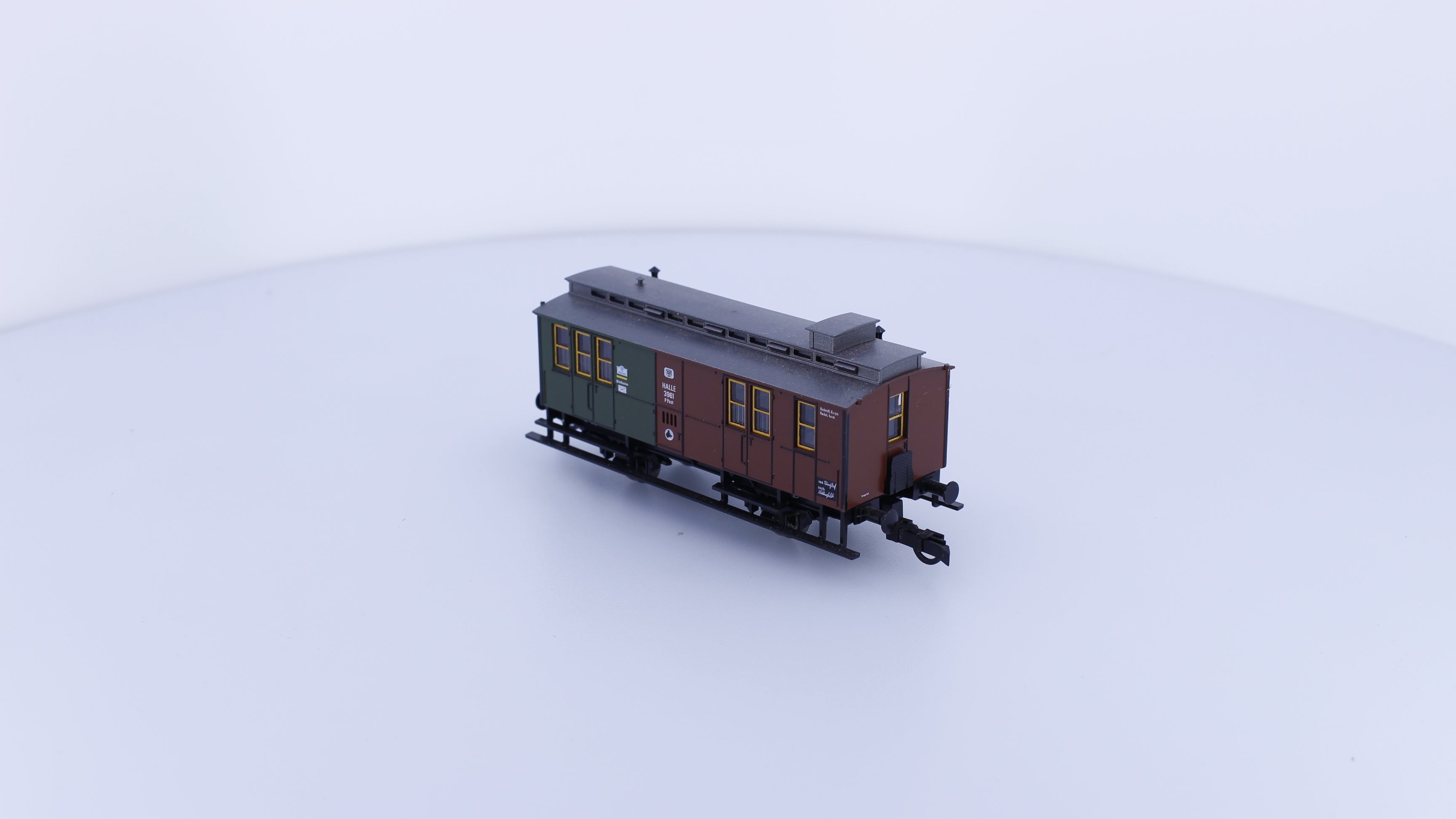 Fleischmann 5820 HO KPEV Postal Freight Car 3961