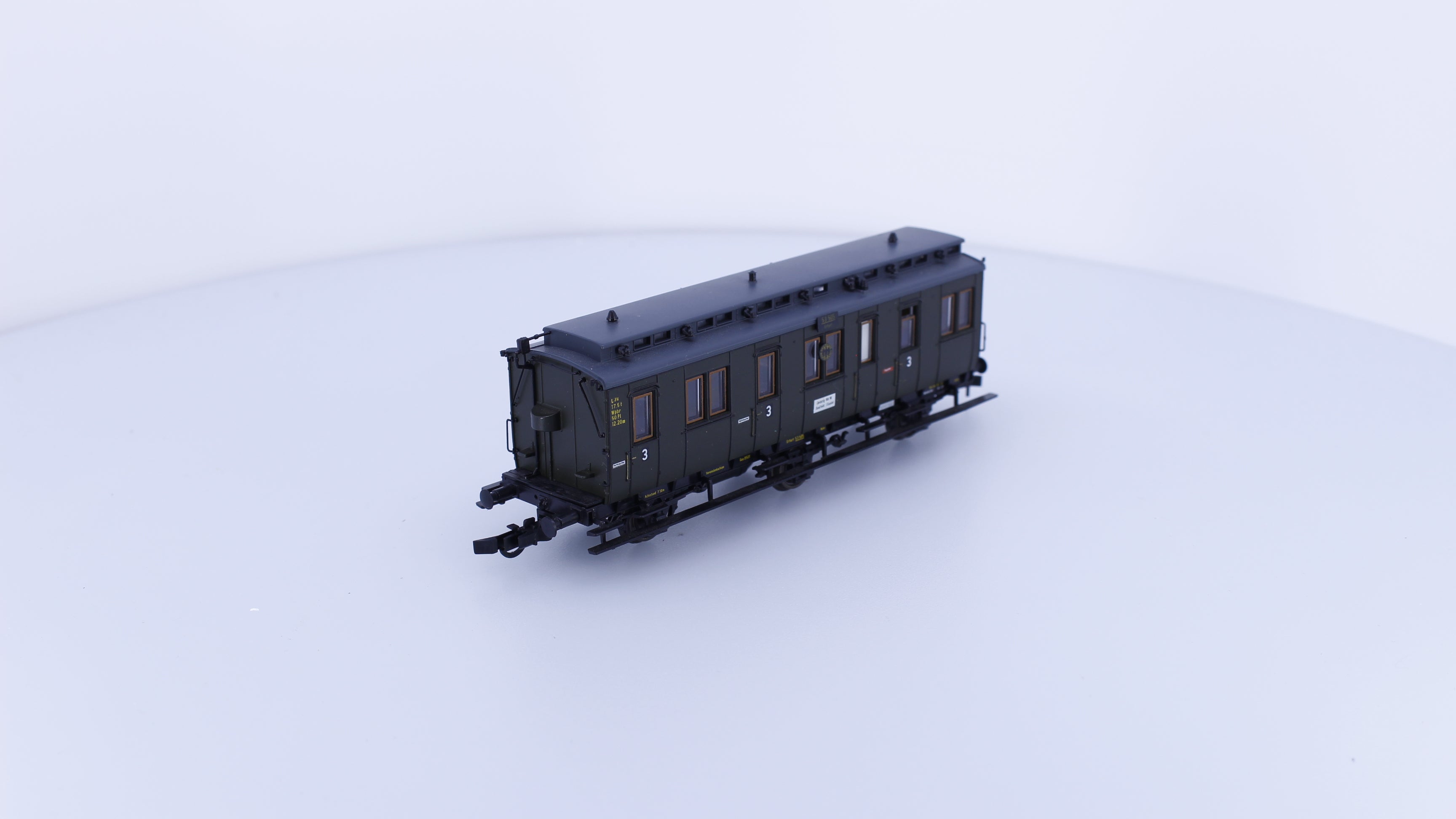Roco 44221C HO DR 3rd Class Passenger Car of the Royal Prussian State Railway 53505