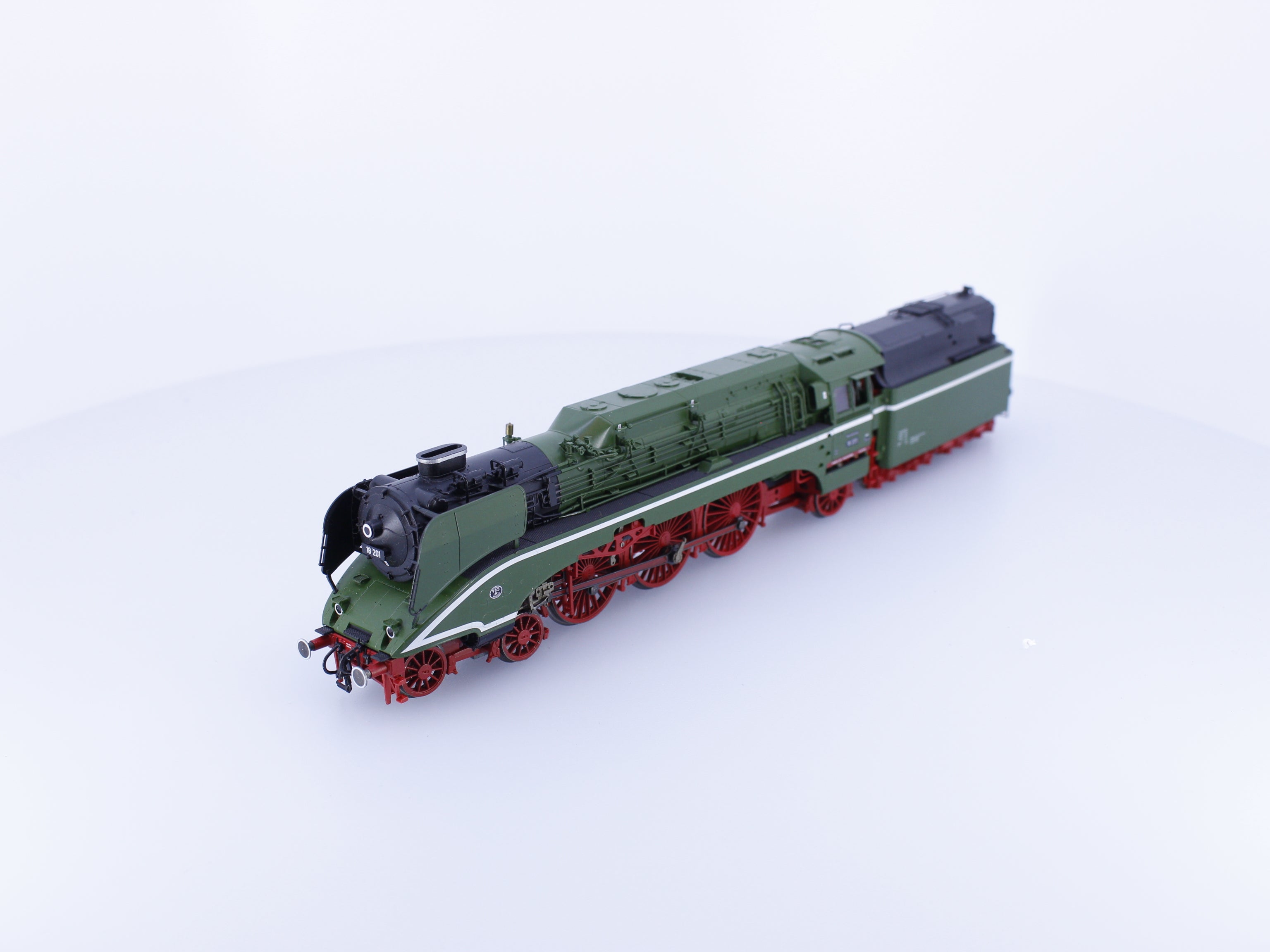 Roco 63201 HO DB-AG BR18 High Speed Steam Locomotive Digital 18201 DCC