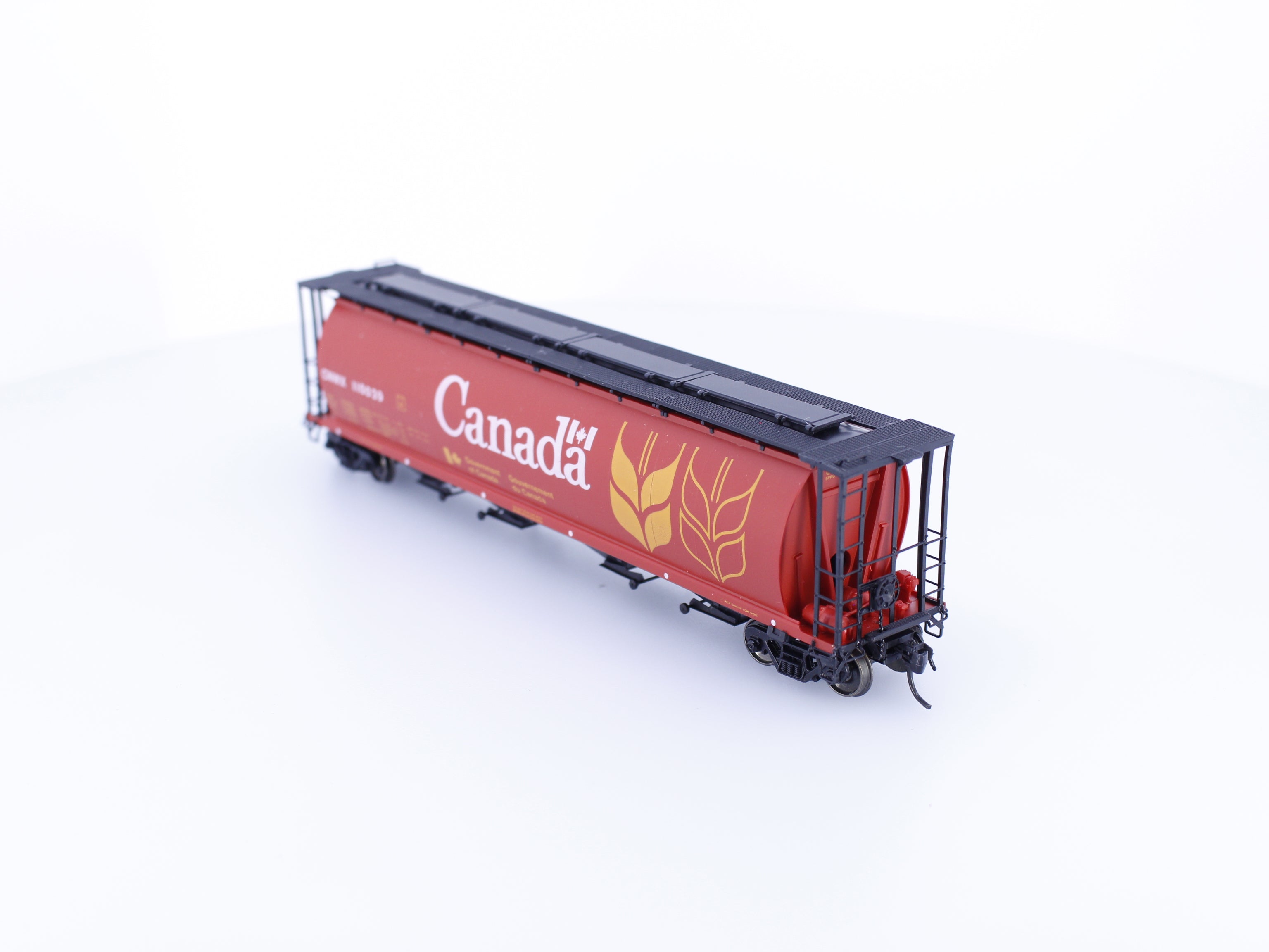 InterMountain 45101-34 HO Cylindrical Covered Hopper Canadian Wheat Board (CNWX) 110039