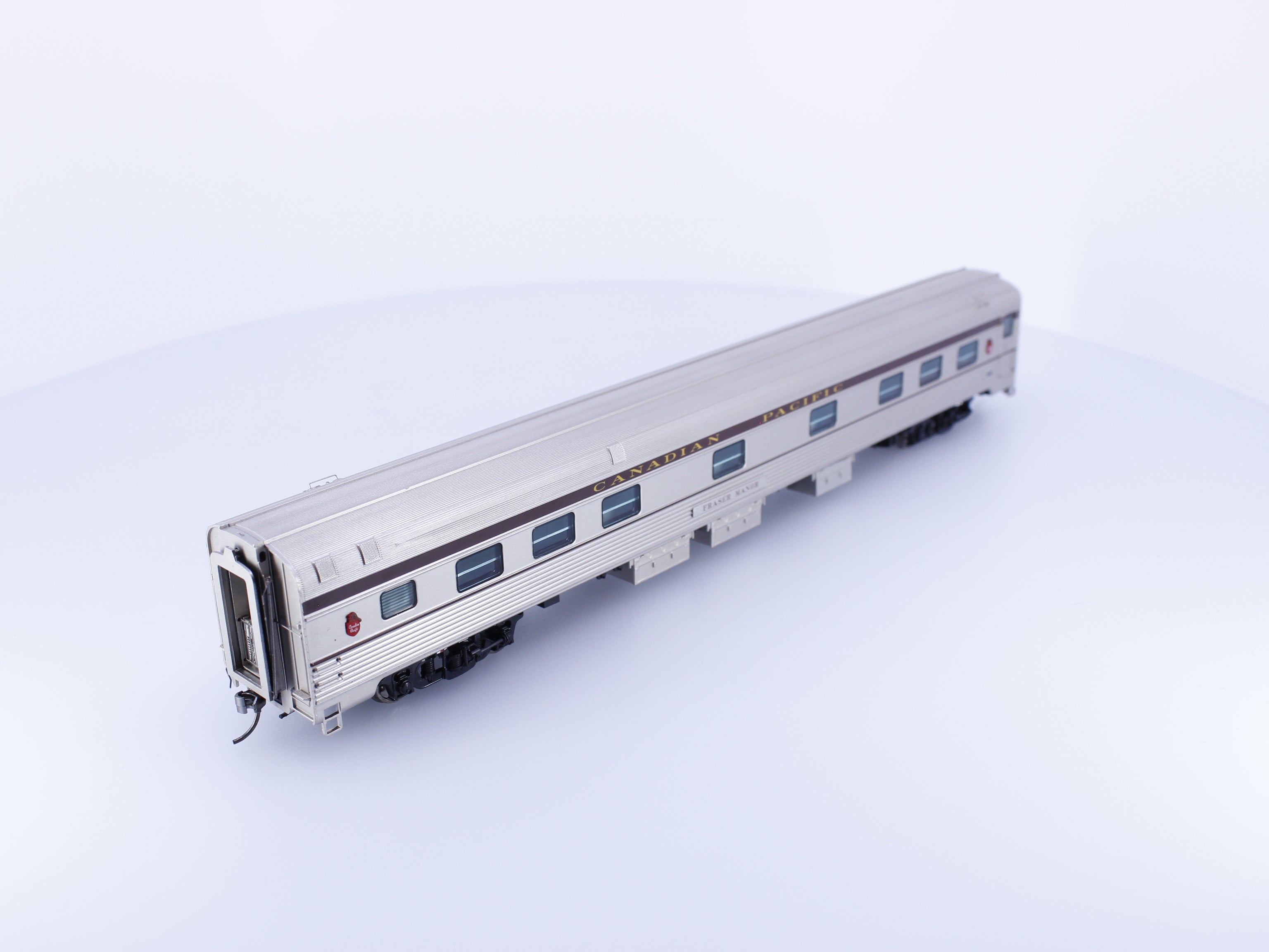 Rapido 119005 HO Budd Manor Sleeper Canadian Pacific (CP) Fraser Manor