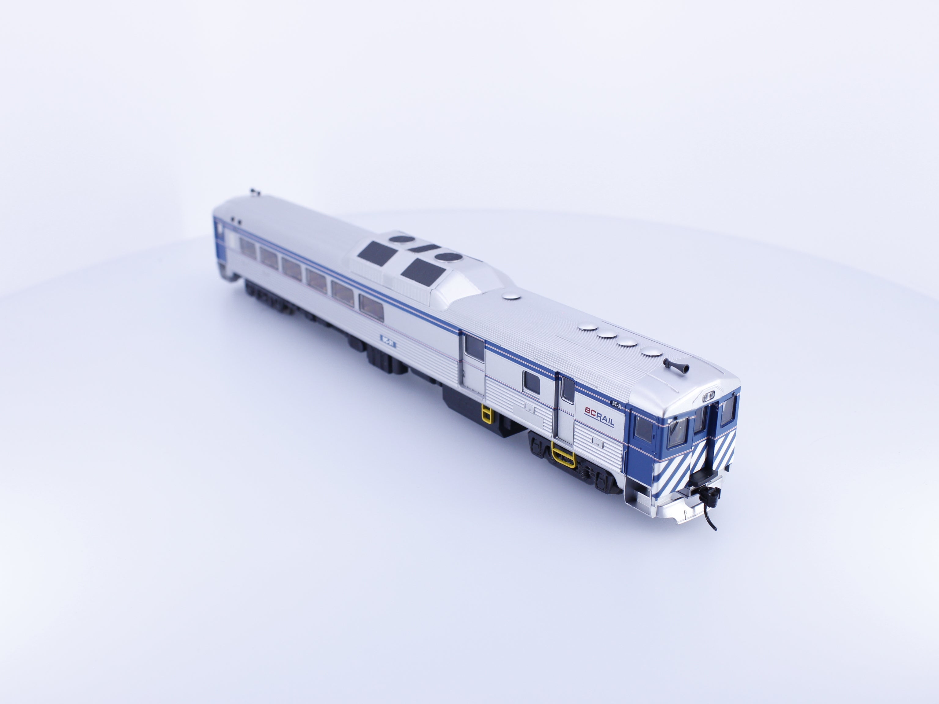 Proto 1000 239739 HO Budd RDC Rail Car BC Rail (BCOL) 31 Analog DC