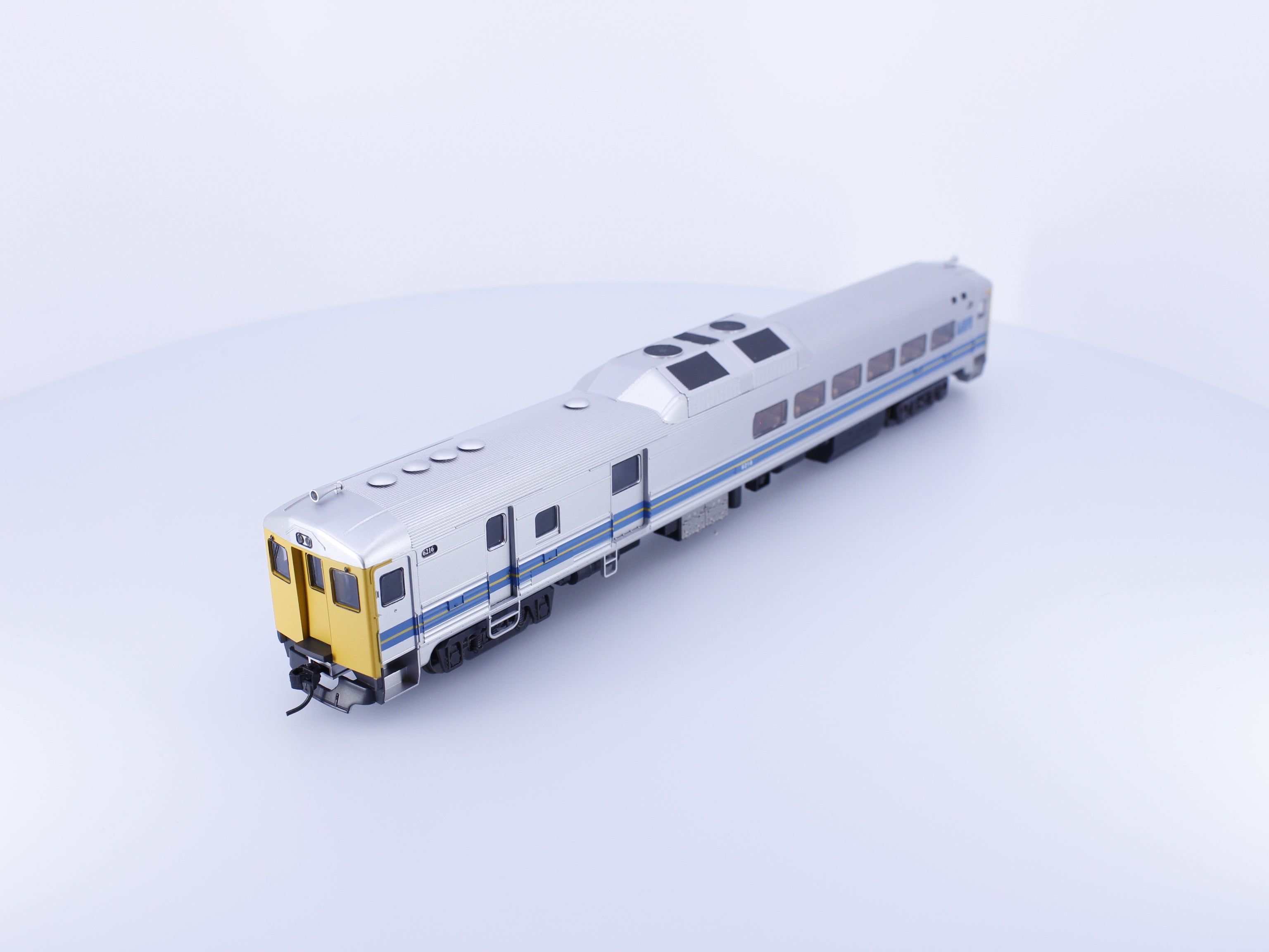 Proto 1000 239734 HO Budd RDC Rail Car Via Rail (VIA) 6216 Analog DC