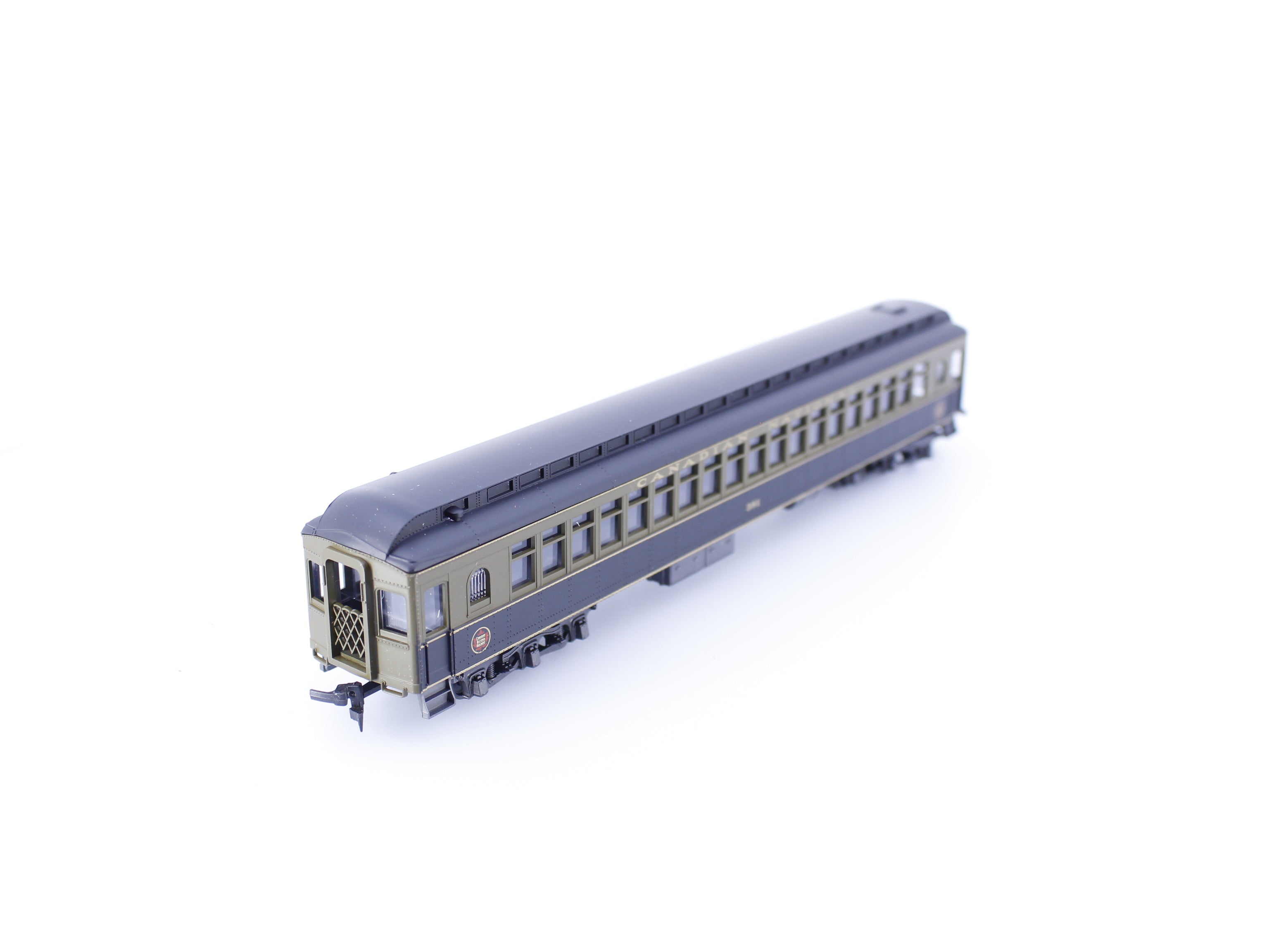 Rivarossi 2811/0 HO Passenger Car Canadian National (CN) 381 (#3)
