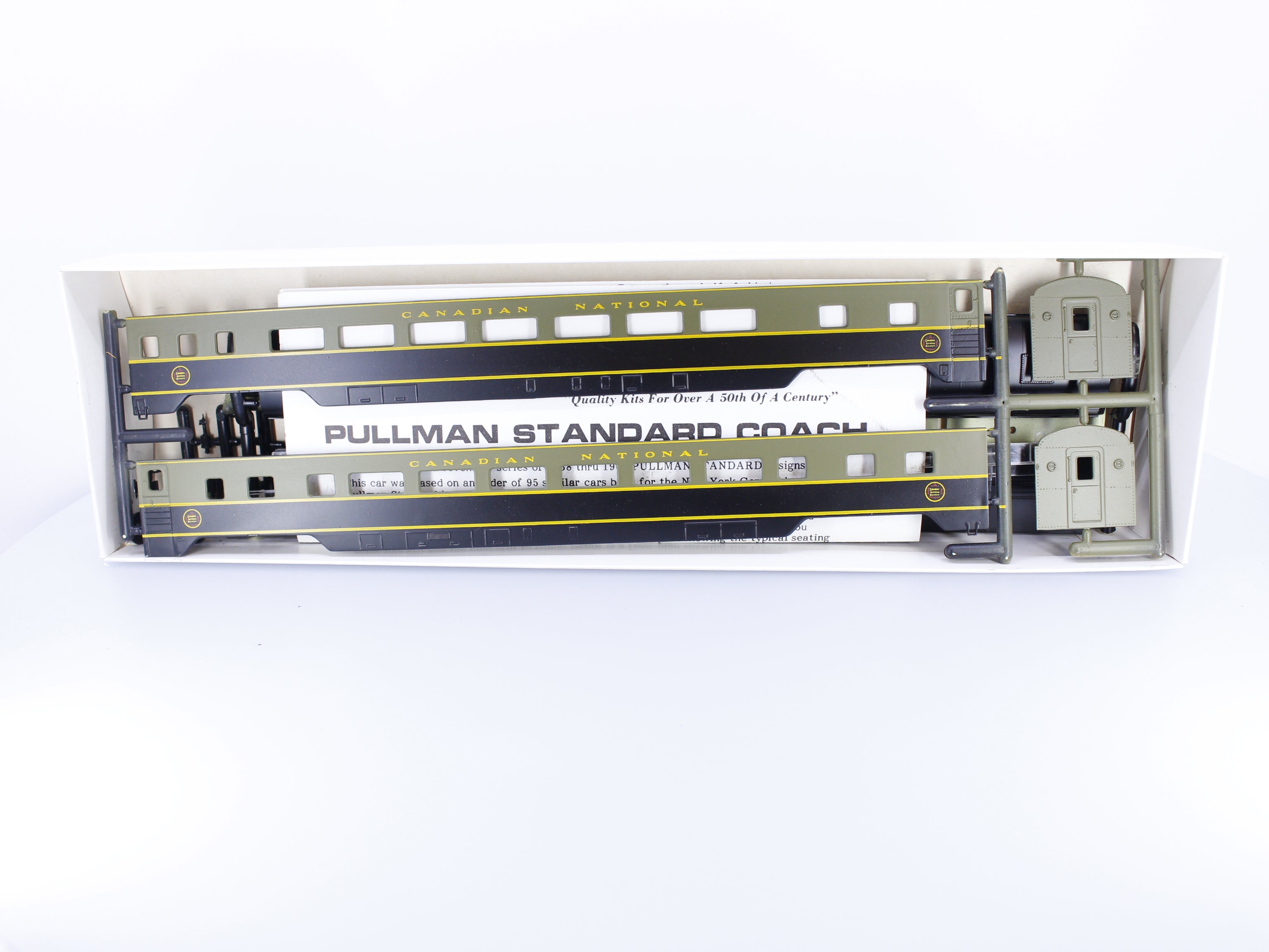 E & B Valley Railroad Co. 018-4508 HO Pullman Standard Coach Kit Canadian National (CN) (#4)