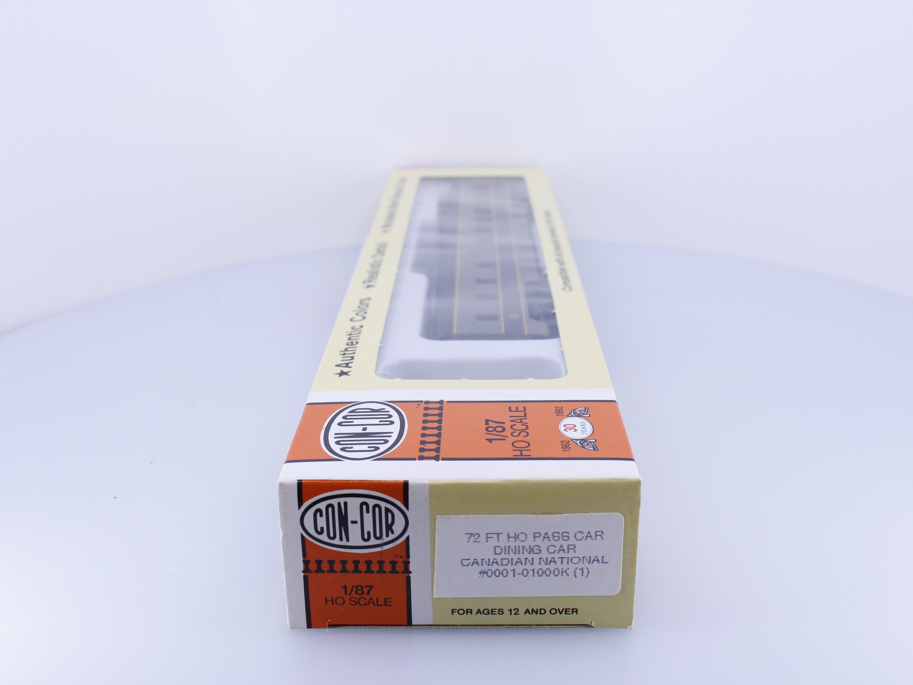 Con Cor 0001-01000K HO 72 FT Passenger Car Dining Canadian National (CN) 1338
