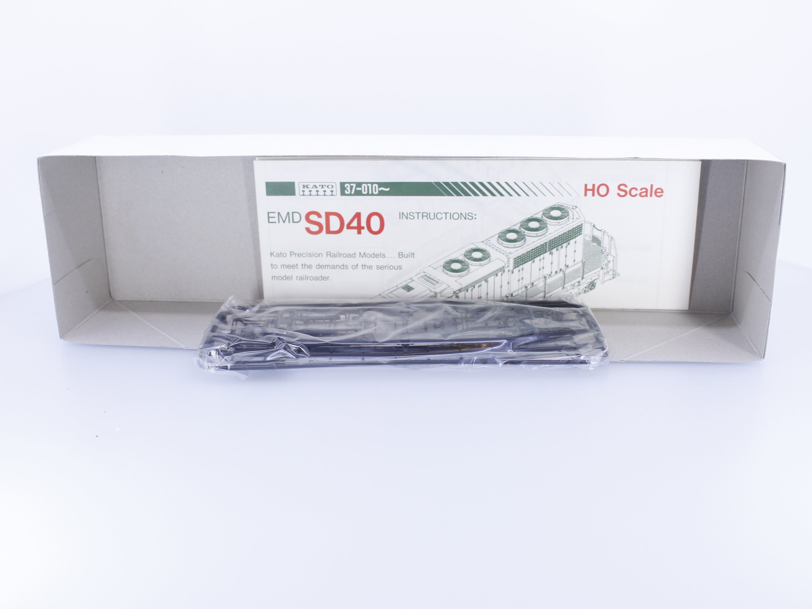 Kato 37-01M HO EMD SD40 Diesel Locomotive Never Run Canadian National (CN) 5006 Analog DC (#2)