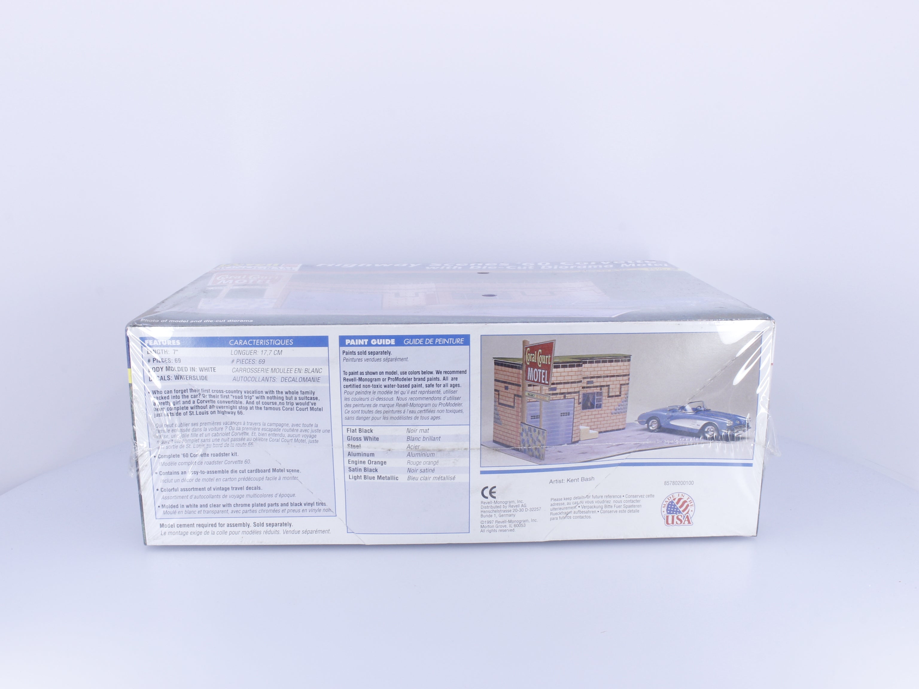 Revell 85-7802 G Highway Scenes 1960 Corvette w/Diorama Plastic Model Kit 1/25