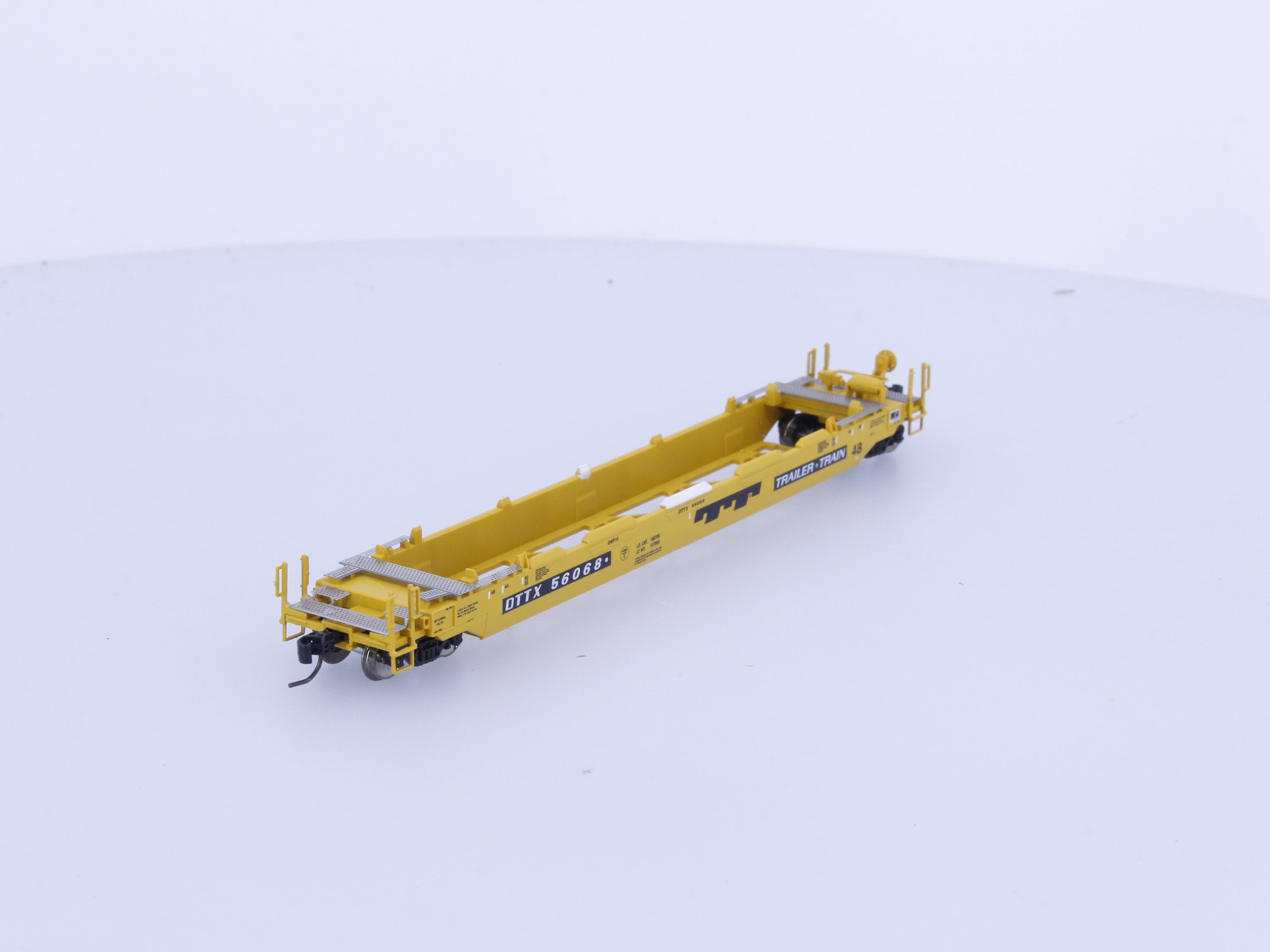 Athearn ATH3280 N 48' Husky Stack Well Car Trailer Train TTX Corp. (TTX) 56068