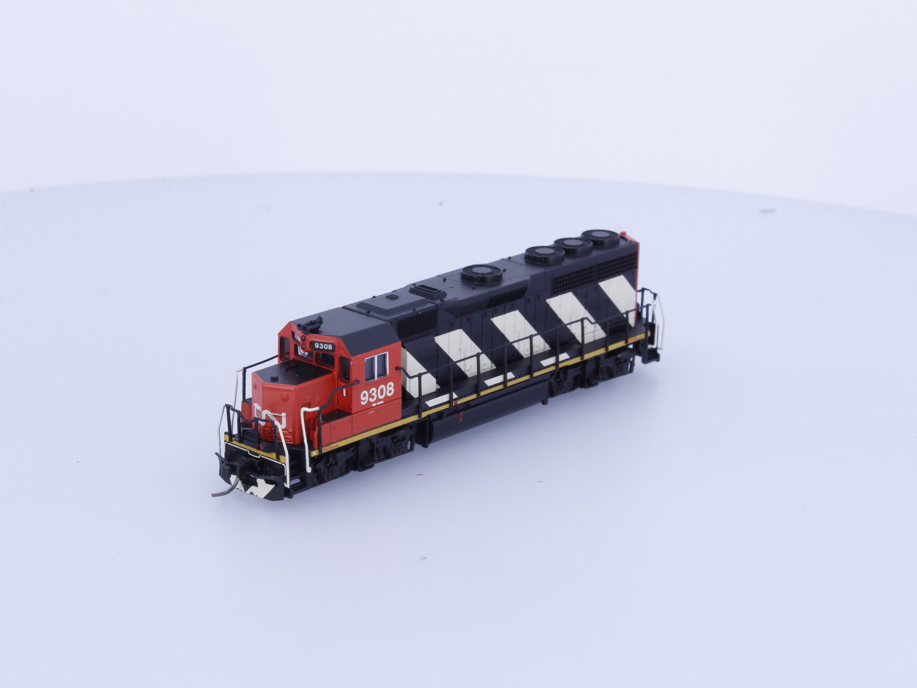 Atlas 40004185 N GP40 Diesel Locomotive Gold Series ESU Sound Canadian National (CN) 9308 DCC & Sound