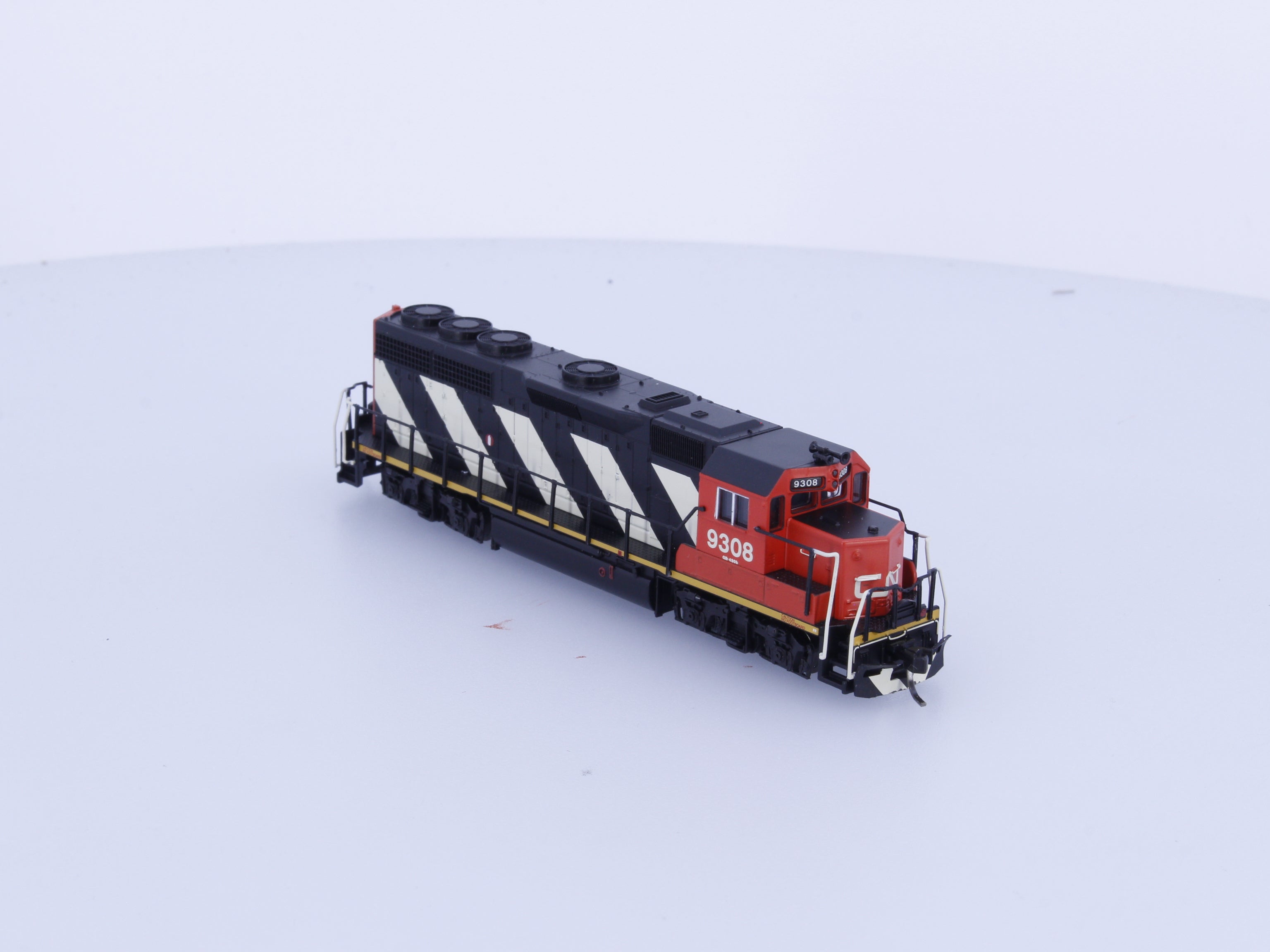Atlas 40004185 N GP40 Diesel Locomotive Gold Series ESU Sound Canadian National (CN) 9308 DCC & Sound