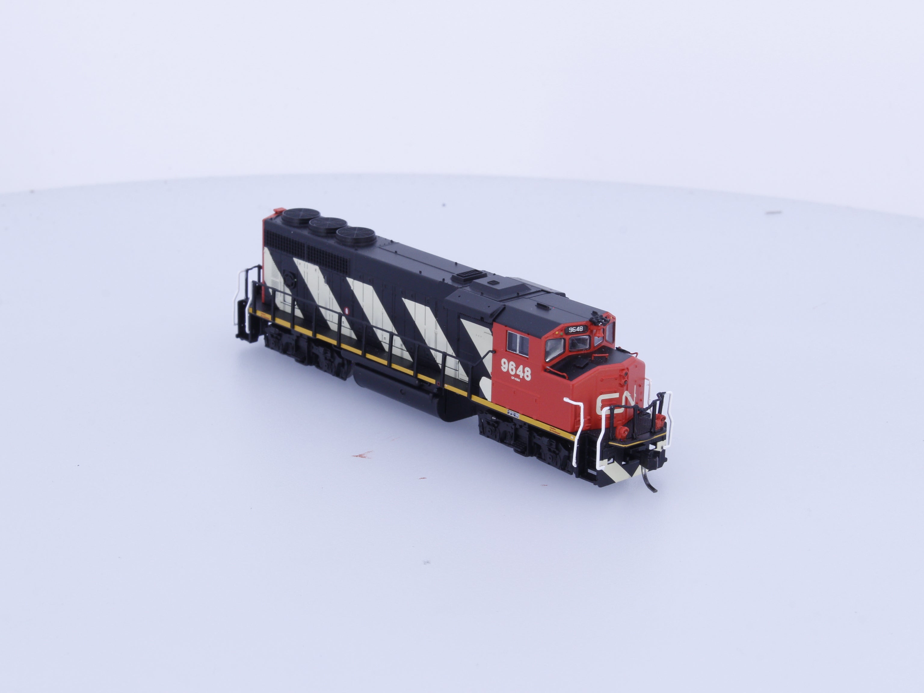 Atlas 40004866 N GP40 Diesel Locomotive Silver Series Canadian National (CN) 9648 DCC Ready