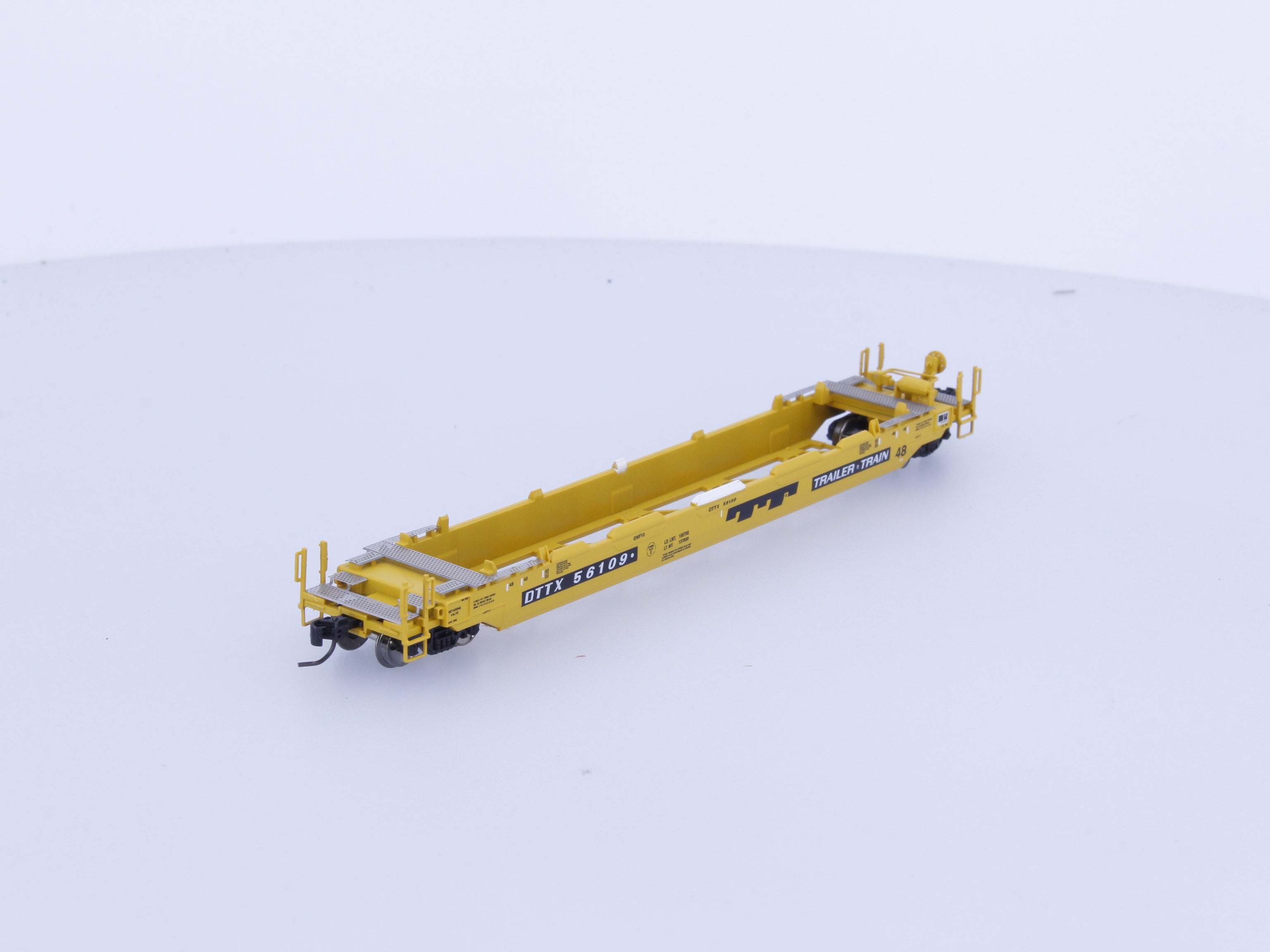 Athearn ATH3281 N 48' Husky Stack Well Car Trailer Train TTX Corp. (TTX) 56109