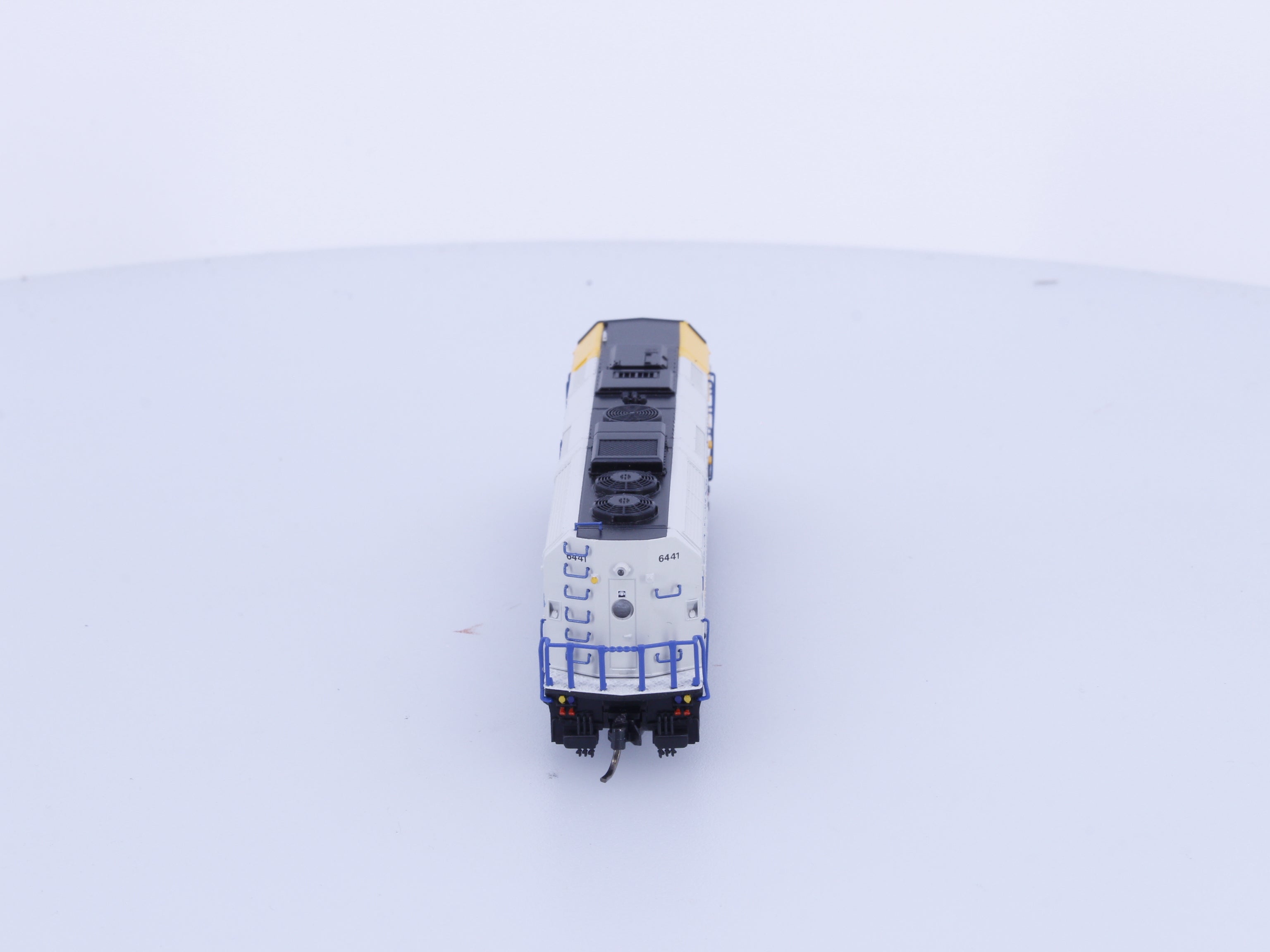 Rapido 580504 N F40PH-2D Diesel Locomotive Original Scheme Via Rail (VIA) 6441 DCC & Sound