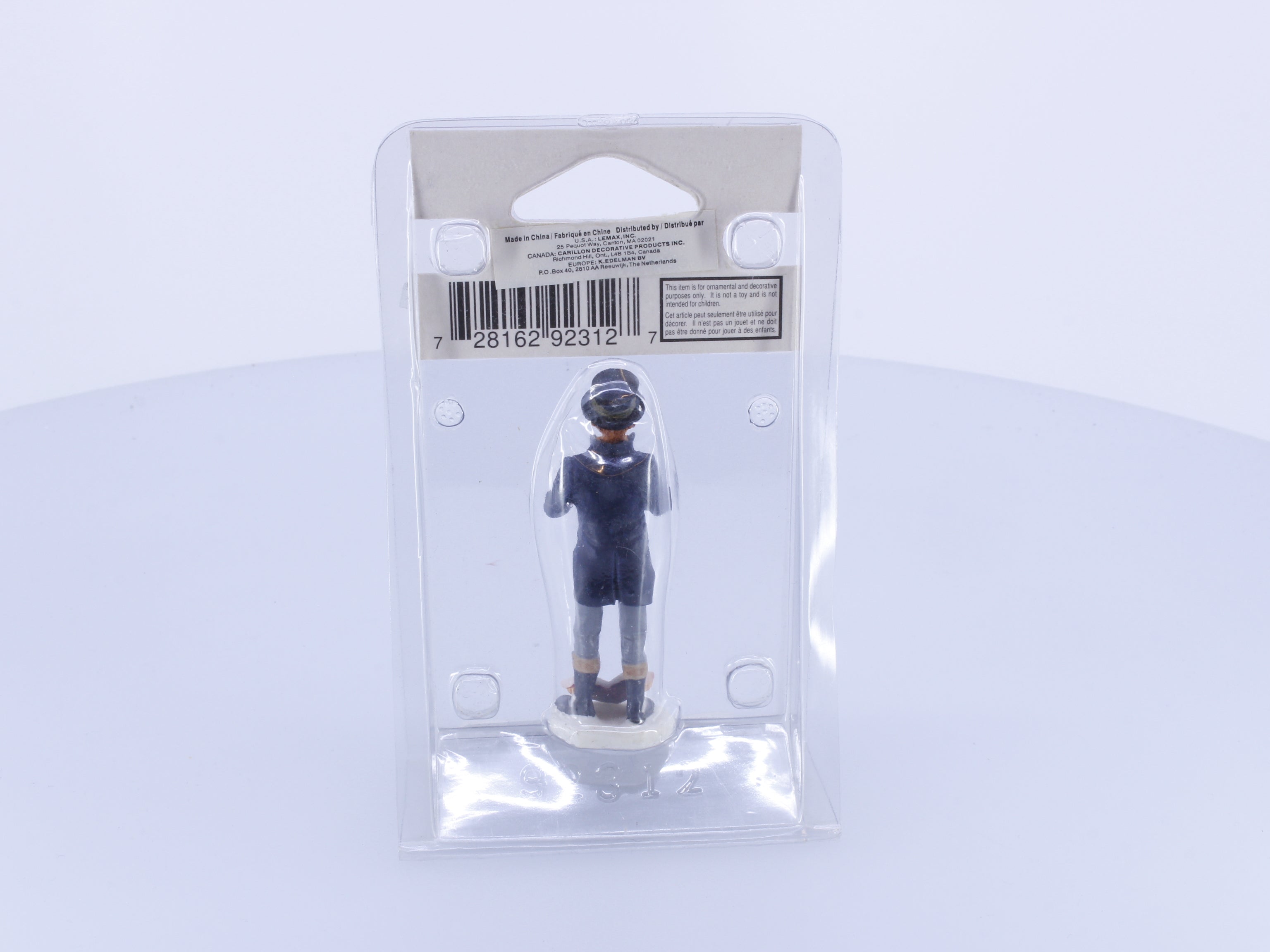 LEMAX 728162923127 Lemax Village Collection Caroller Man Figurine Christmas Poly-Resin VTG 1999