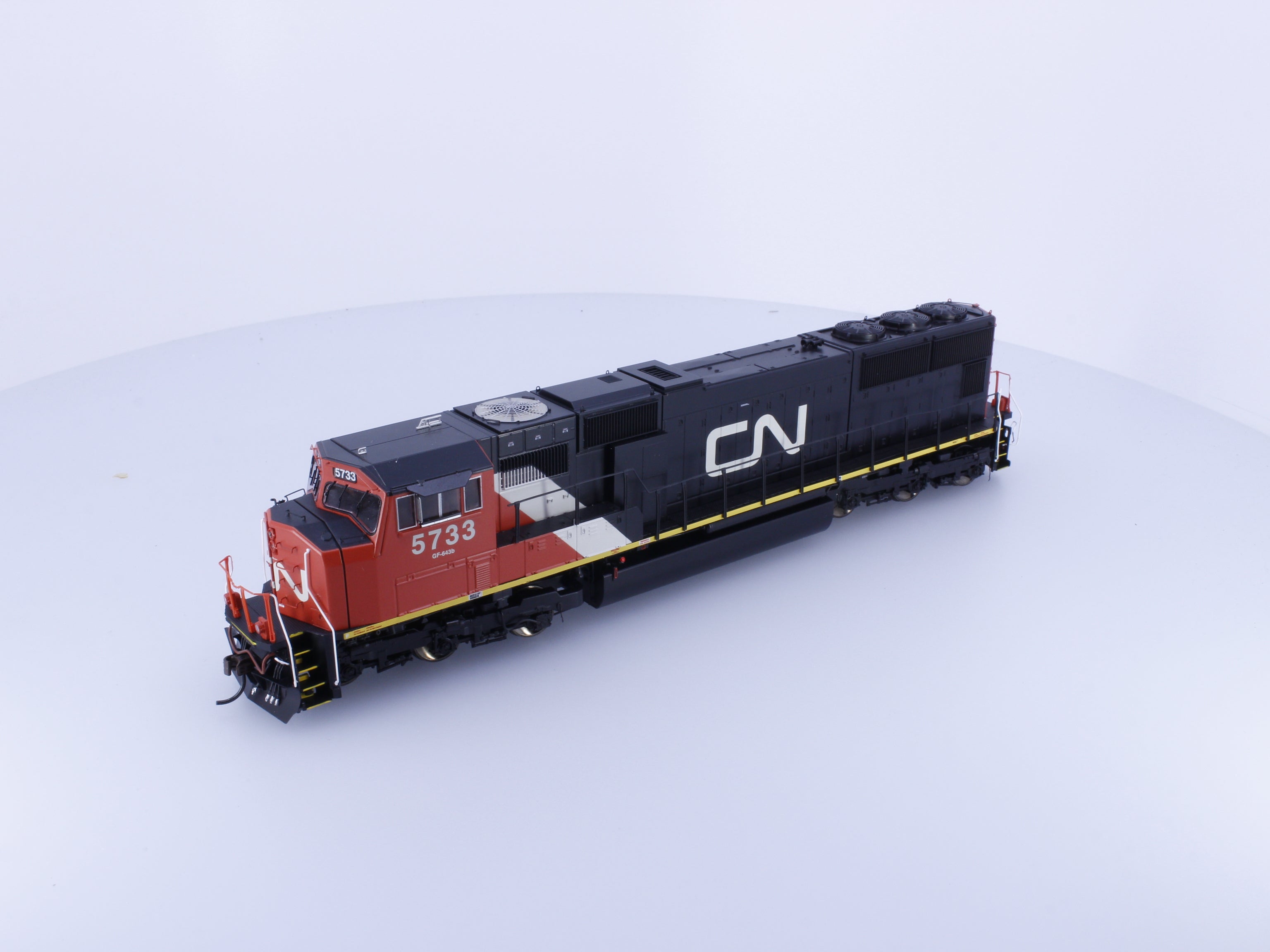 Athearn ATHG75823 HO SD75I Diesel Locomotive CN Logo Canadian National (CN) 5733 DCC & Sound
