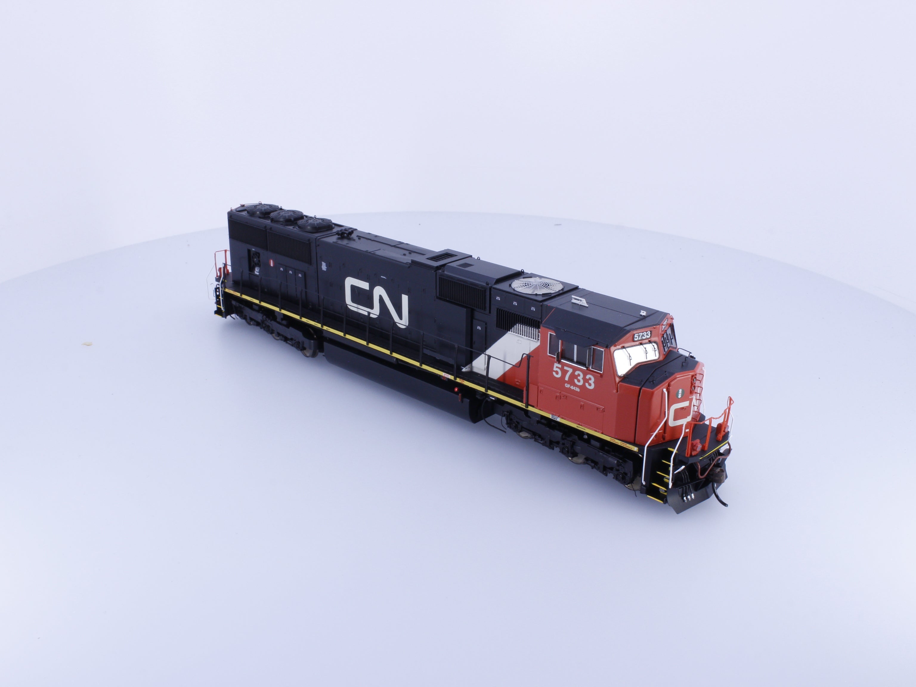 Athearn ATHG75823 HO SD75I Diesel Locomotive CN Logo Canadian National (CN) 5733 DCC & Sound