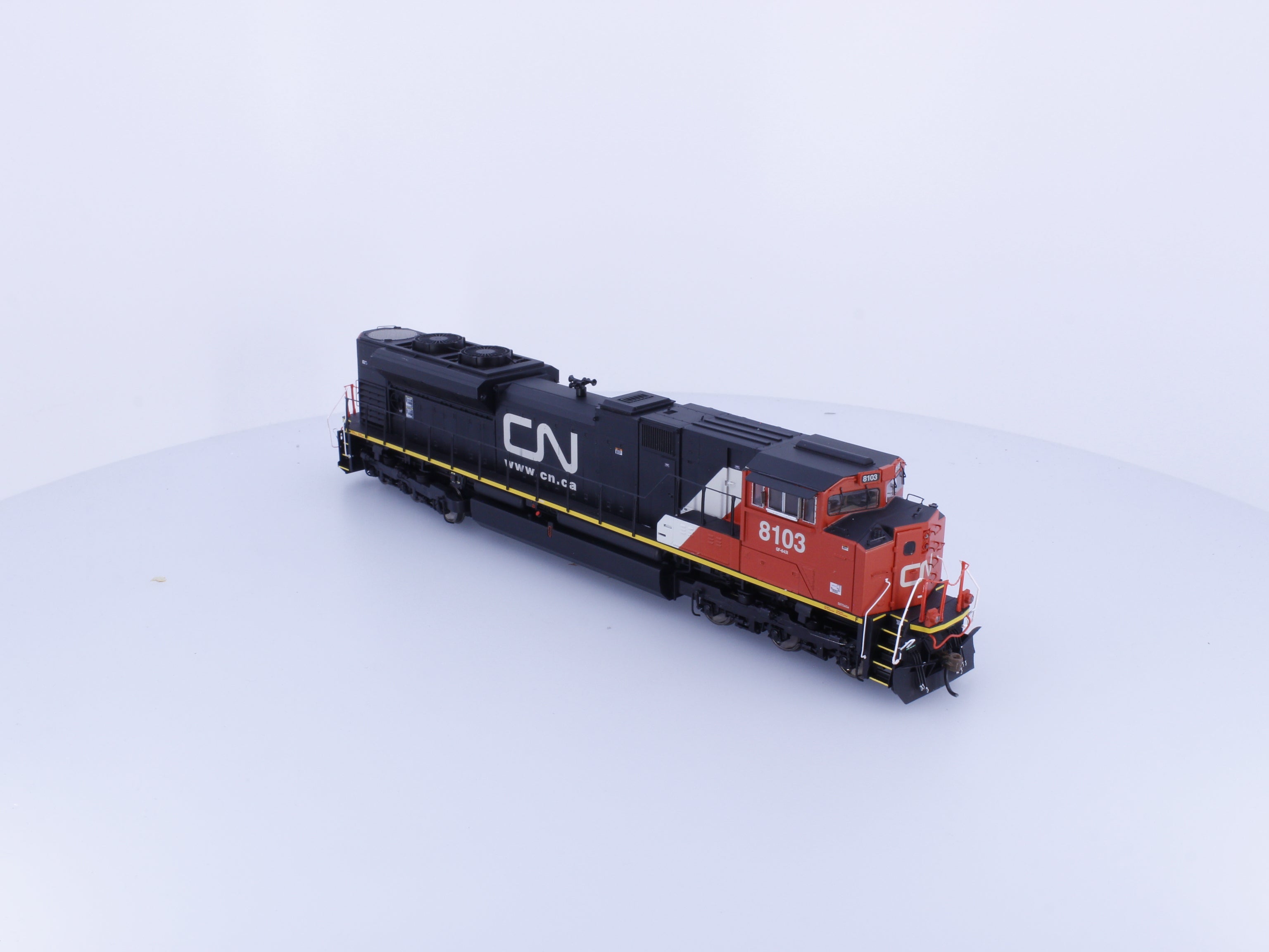 Athearn ATHG68894 HO SD70ACe Diesel Locomotive Web Address Logo Canadian National (CN) 8103 DCC & Sound