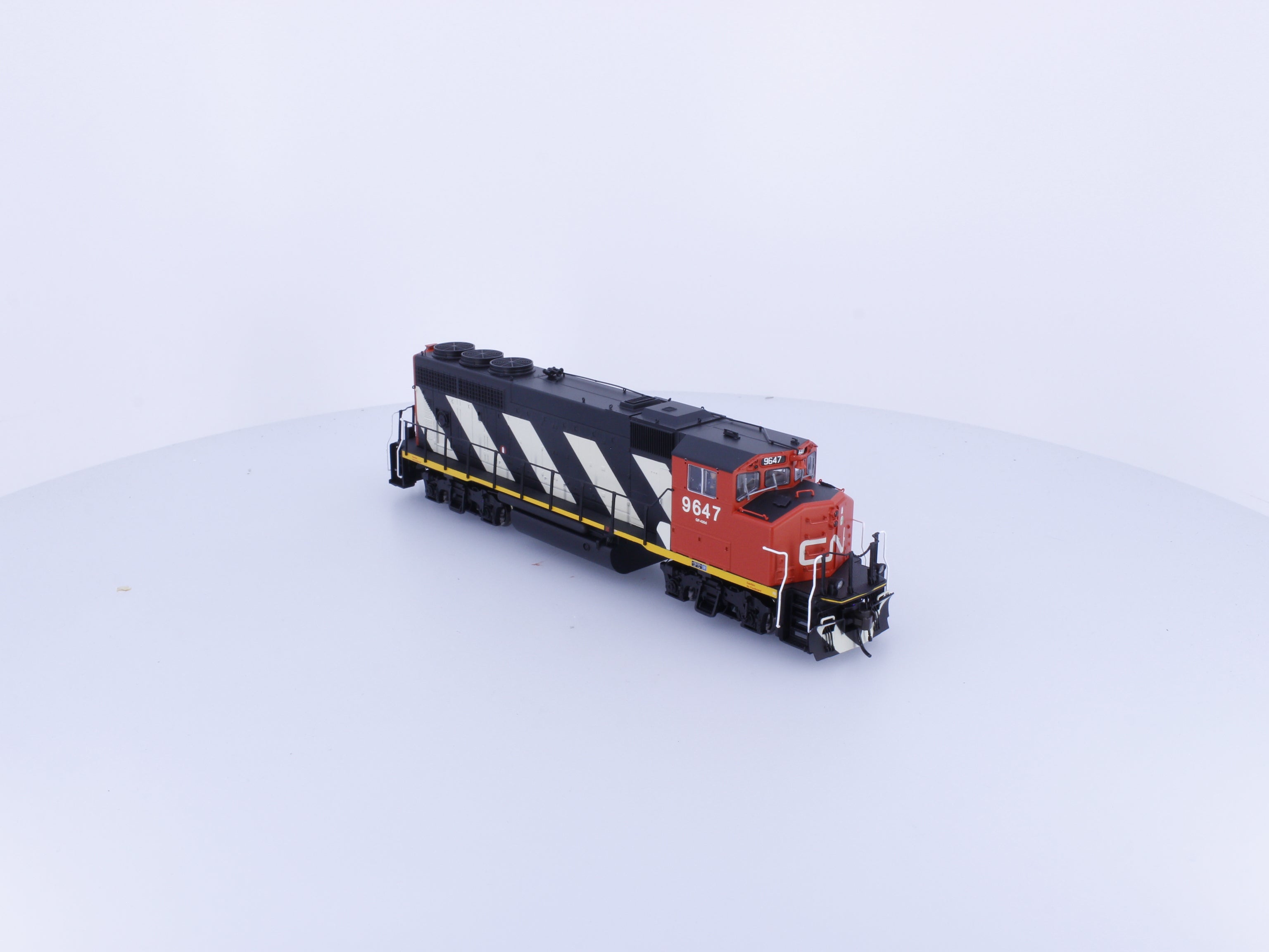 Atlas 10000730 HO GP40-2(W) Diesel Locomotive Canadian National (CN) 9647 DCC & Sound