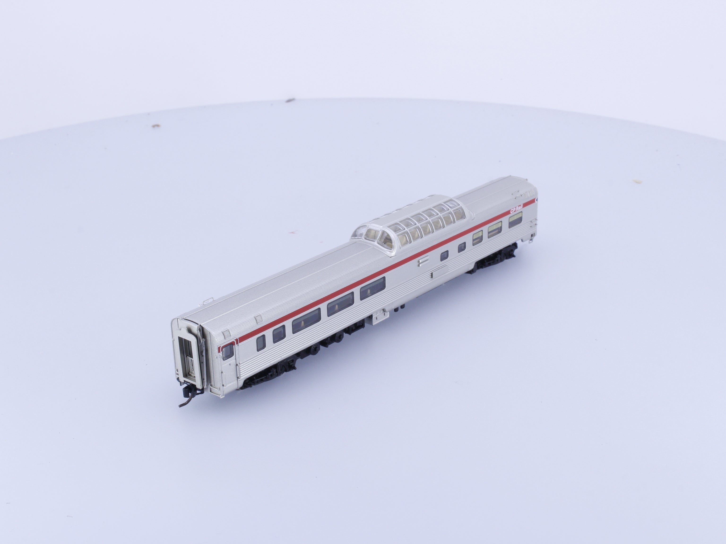 Rapido 550109 N Skyline Dome Coach Action Red #2 Canadian Pacific (CP)