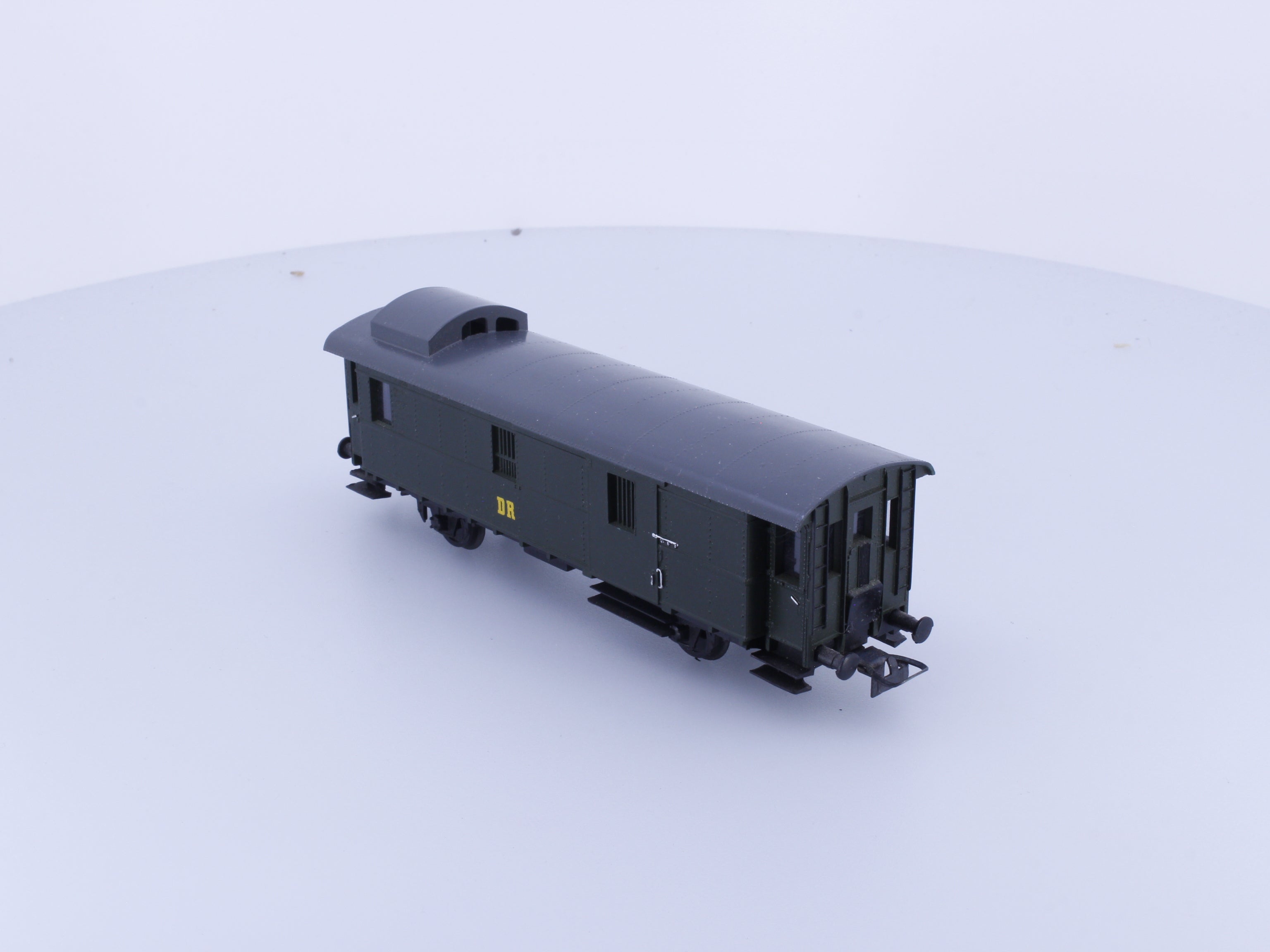 1 Stuck 108-820 HO DR Baggage Car Gepackwagen