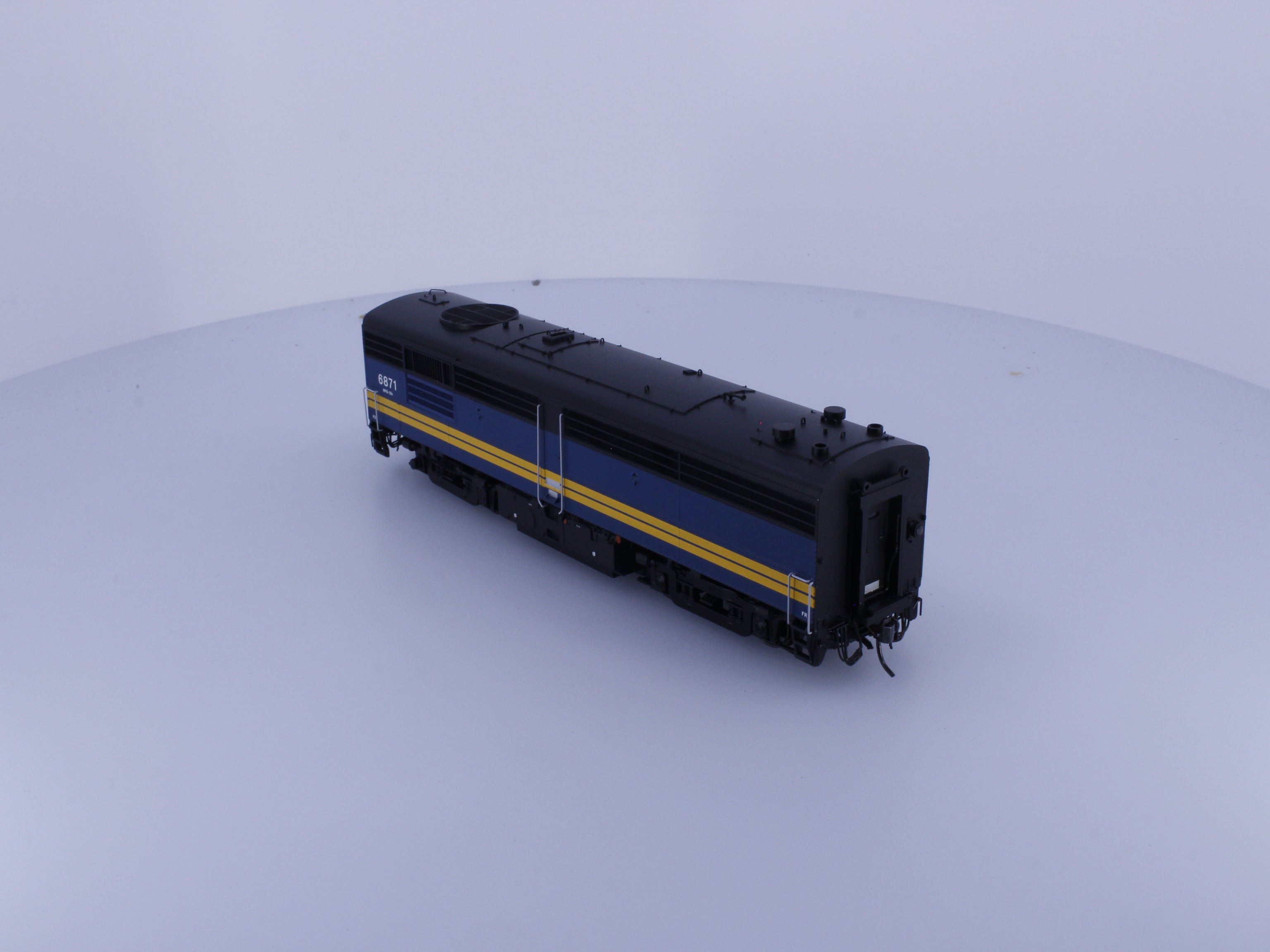 Rapido 30514 HO FPB-4 Diesel B Unit #1 Via Rail (VIA) 6871 DCC & Sound