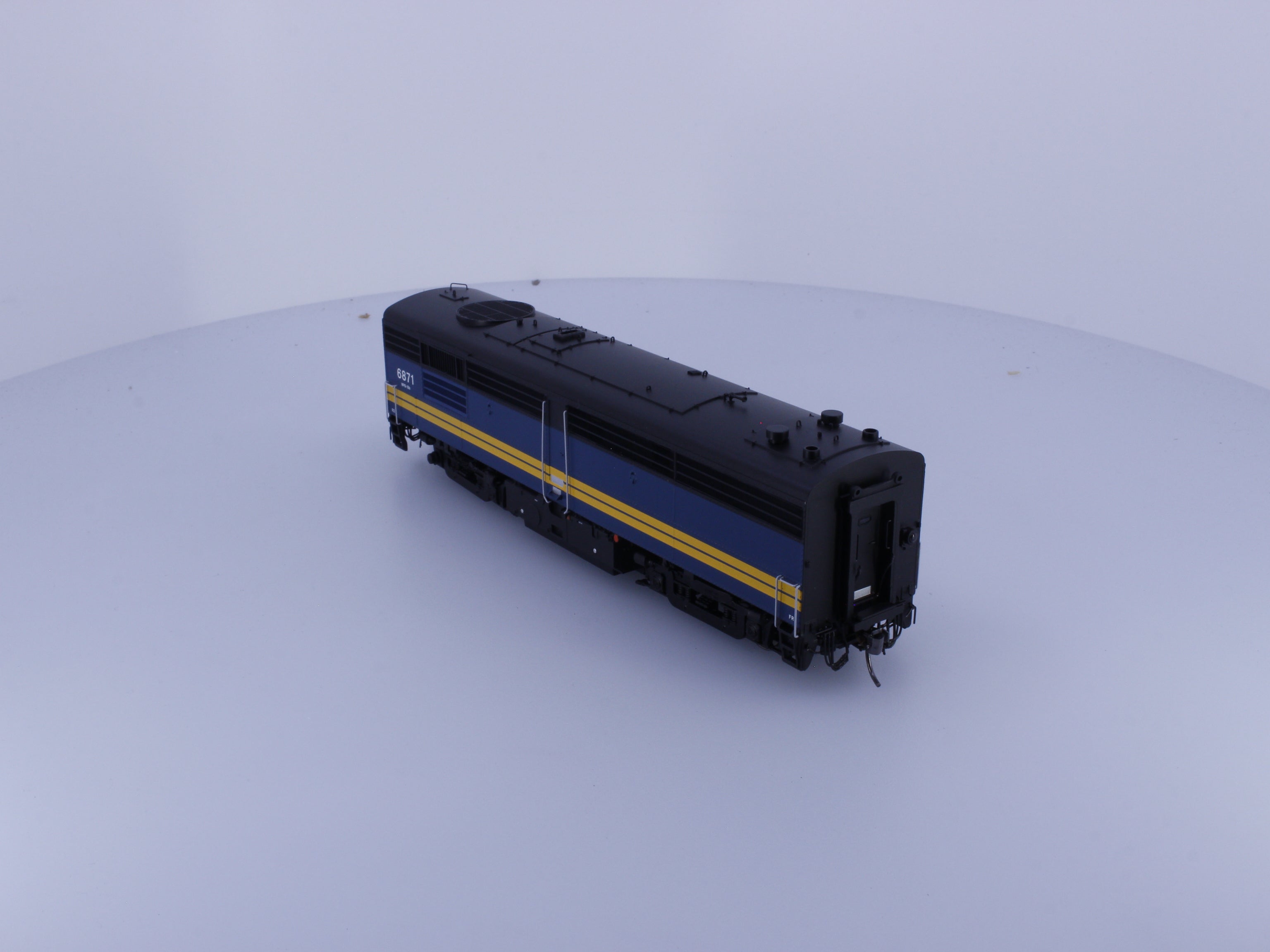 Rapido 30514 HO FPB-4 Diesel B Unit #2 Via Rail (VIA) 6871 DCC & Sound