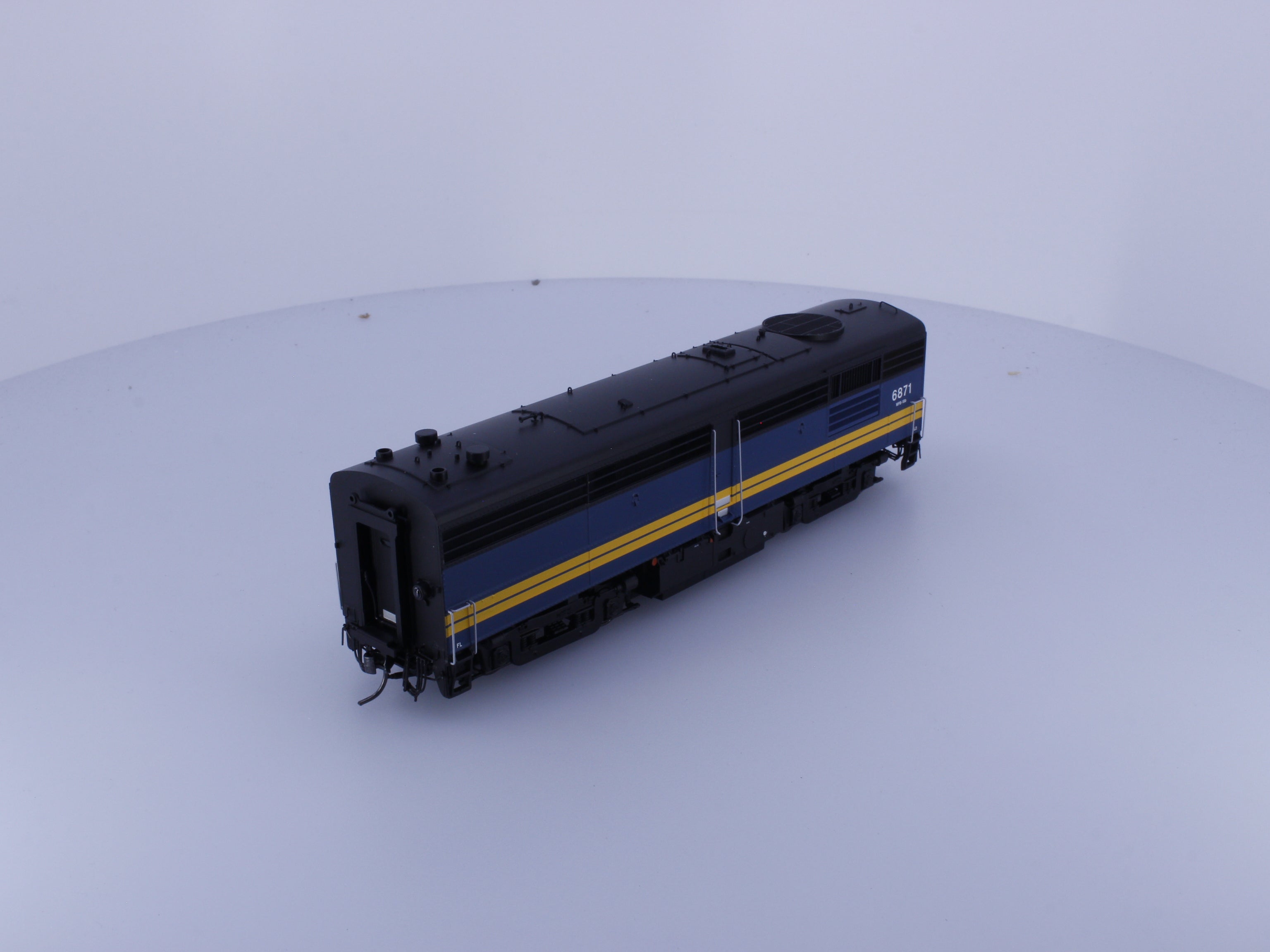 Rapido 30514 HO FPB-4 Diesel B Unit #3 Via Rail (VIA) 6871 DCC & Sound