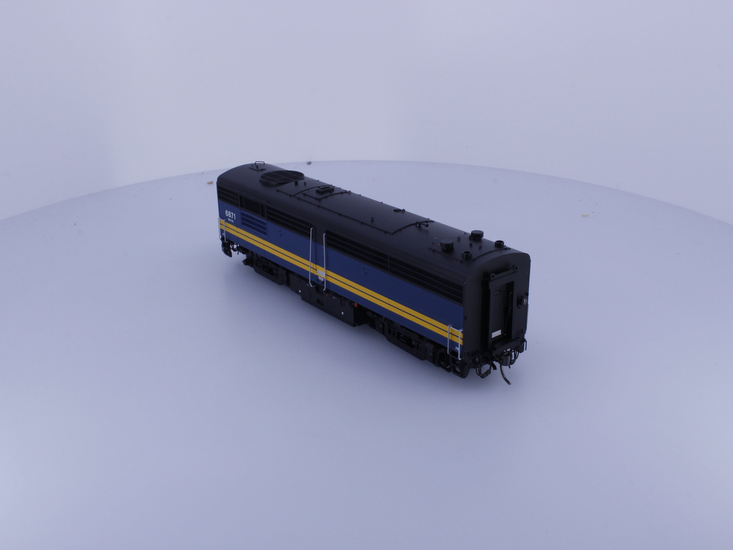 Rapido 30514 HO FPB-4 Diesel B Unit #3 Via Rail (VIA) 6871 DCC & Sound