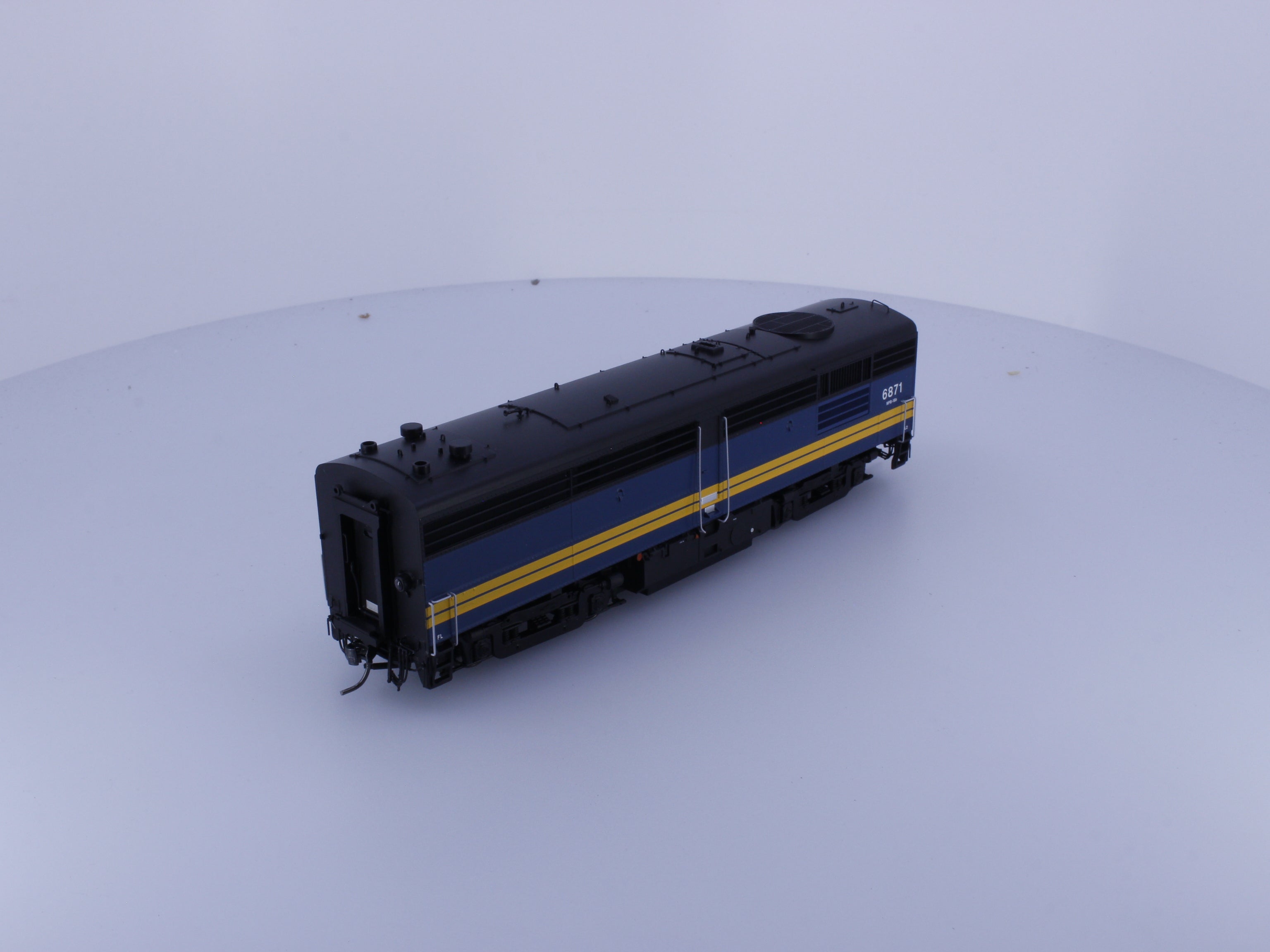Rapido 30514 HO FPB-4 Diesel B Unit #4 Via Rail (VIA) 6871 DCC & Sound
